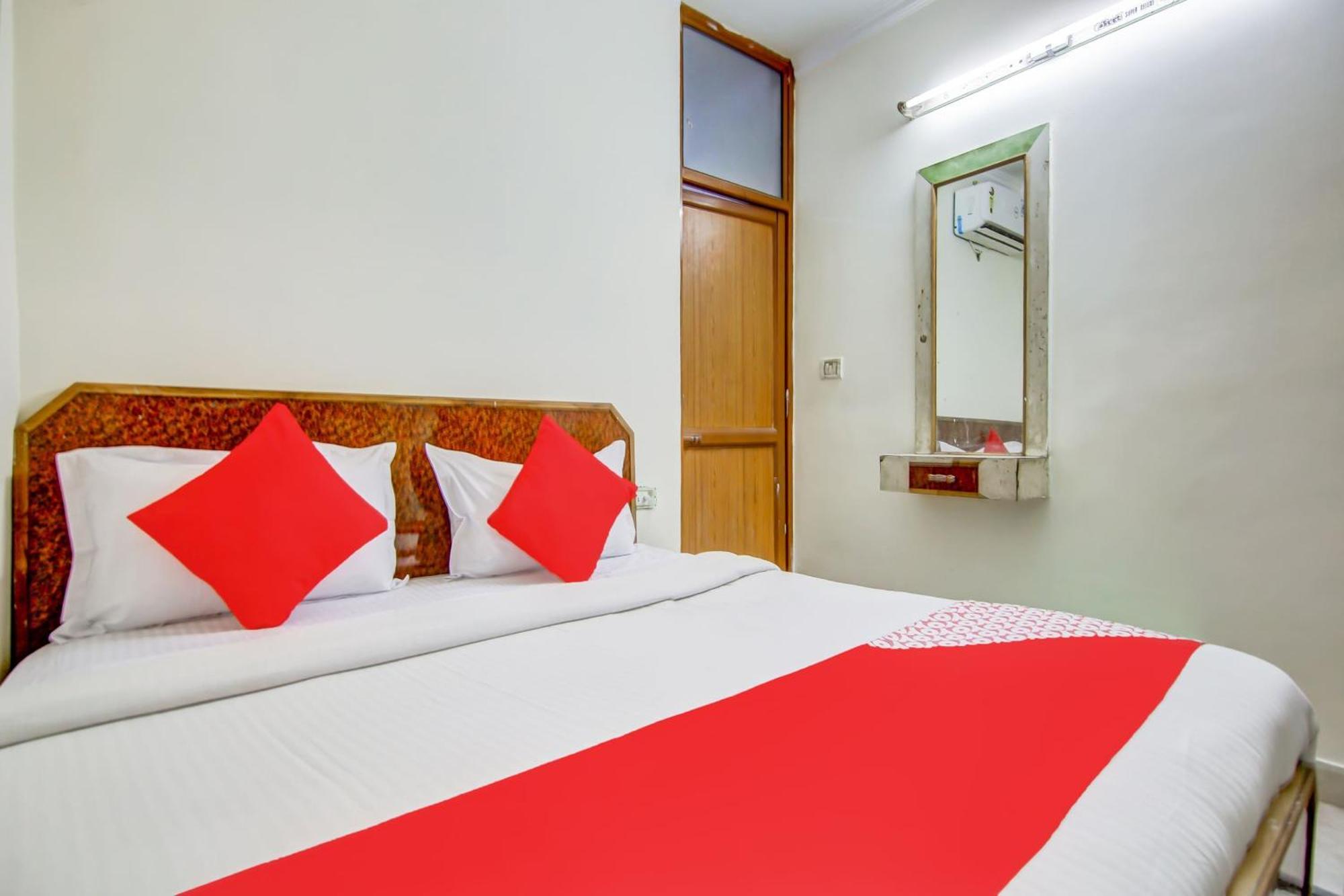 Neha Hotel