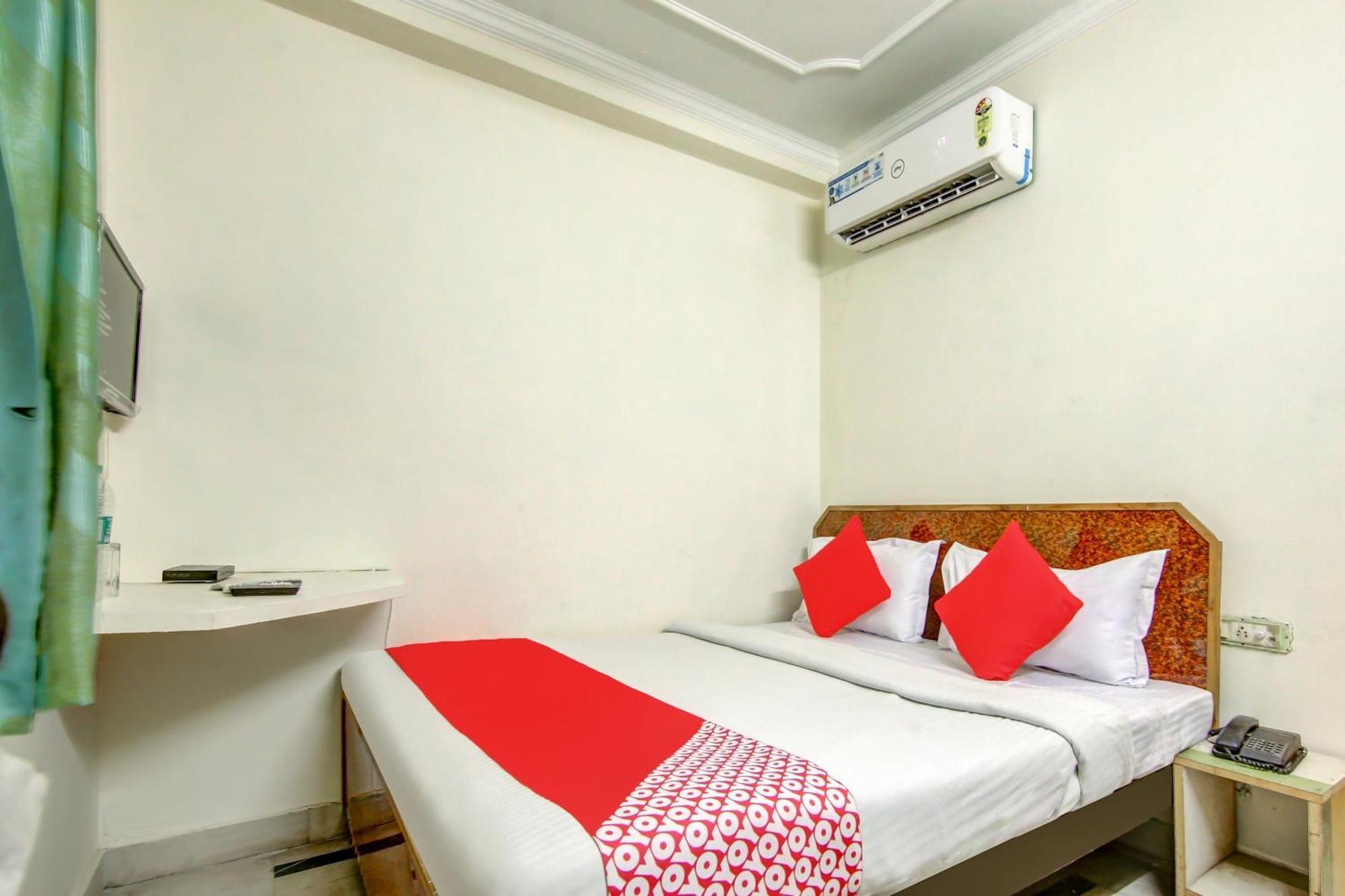 Neha Hotel