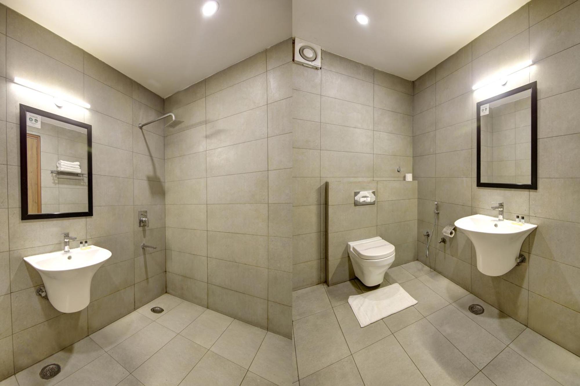Hotel Town Grand Patel Nagar