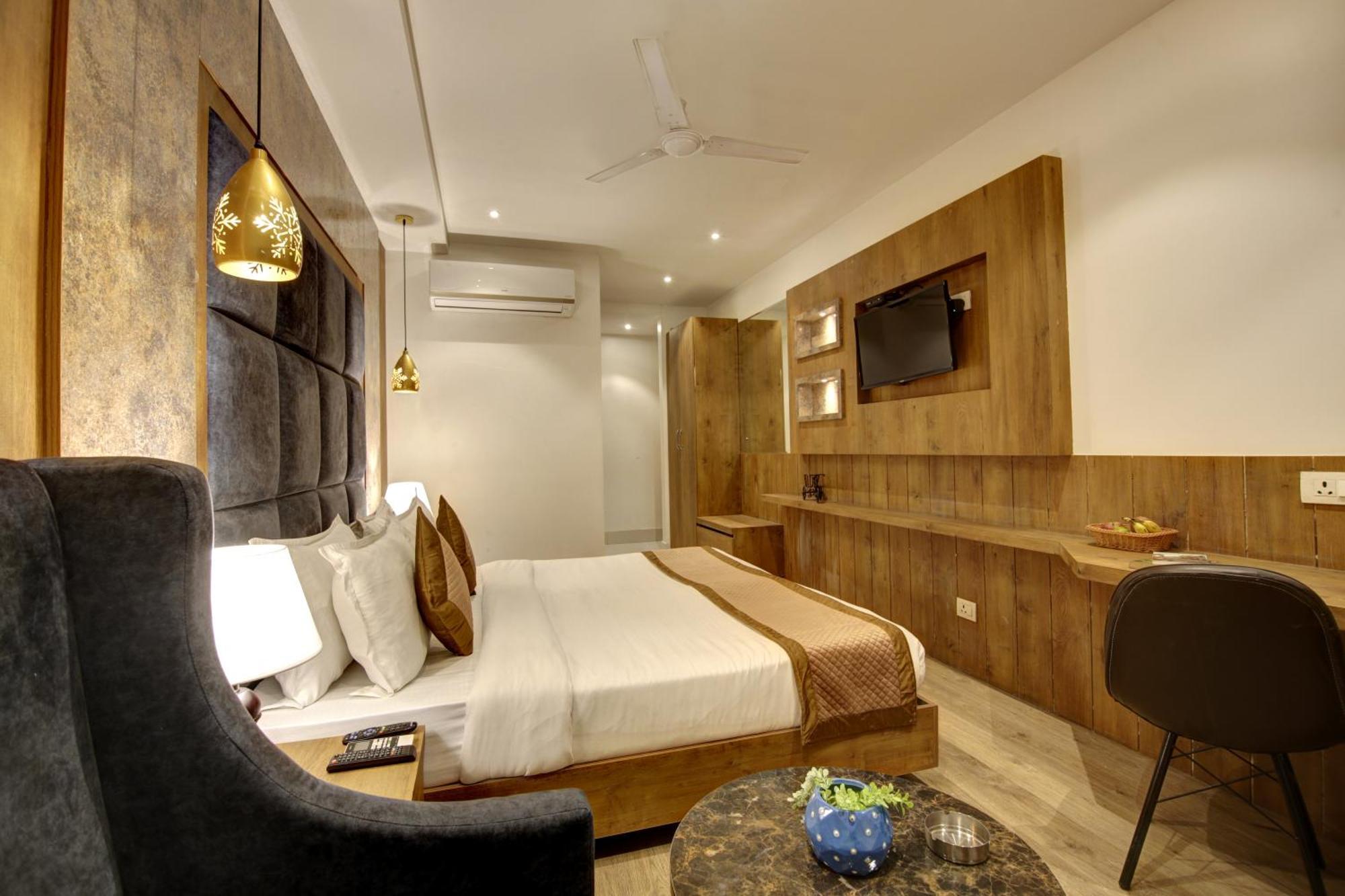 Hotel Town Grand Patel Nagar