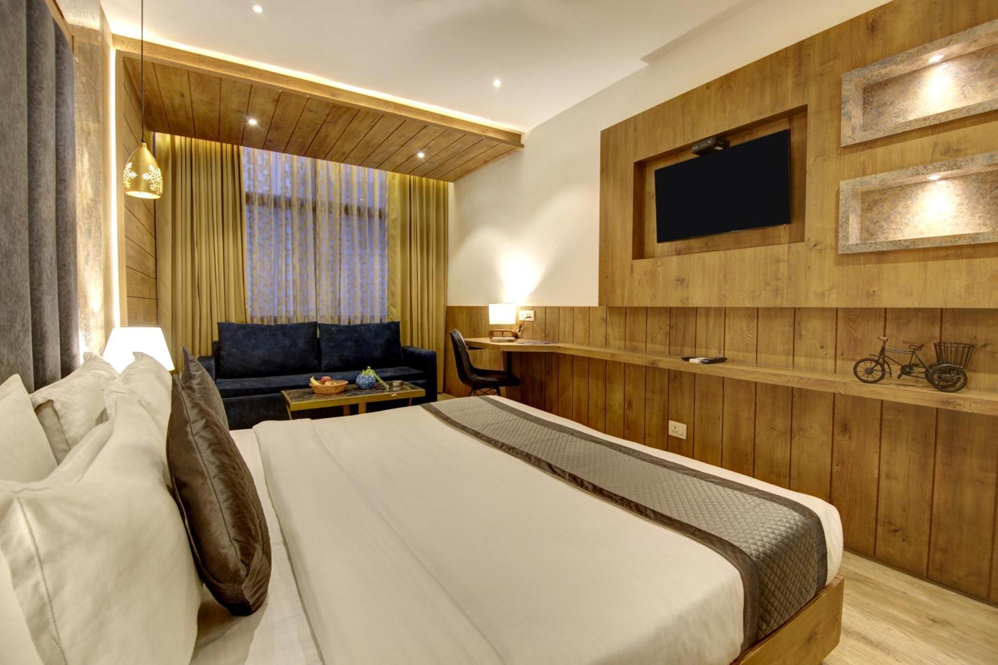 Hotel Town Pallace Patel Nagar New 3*