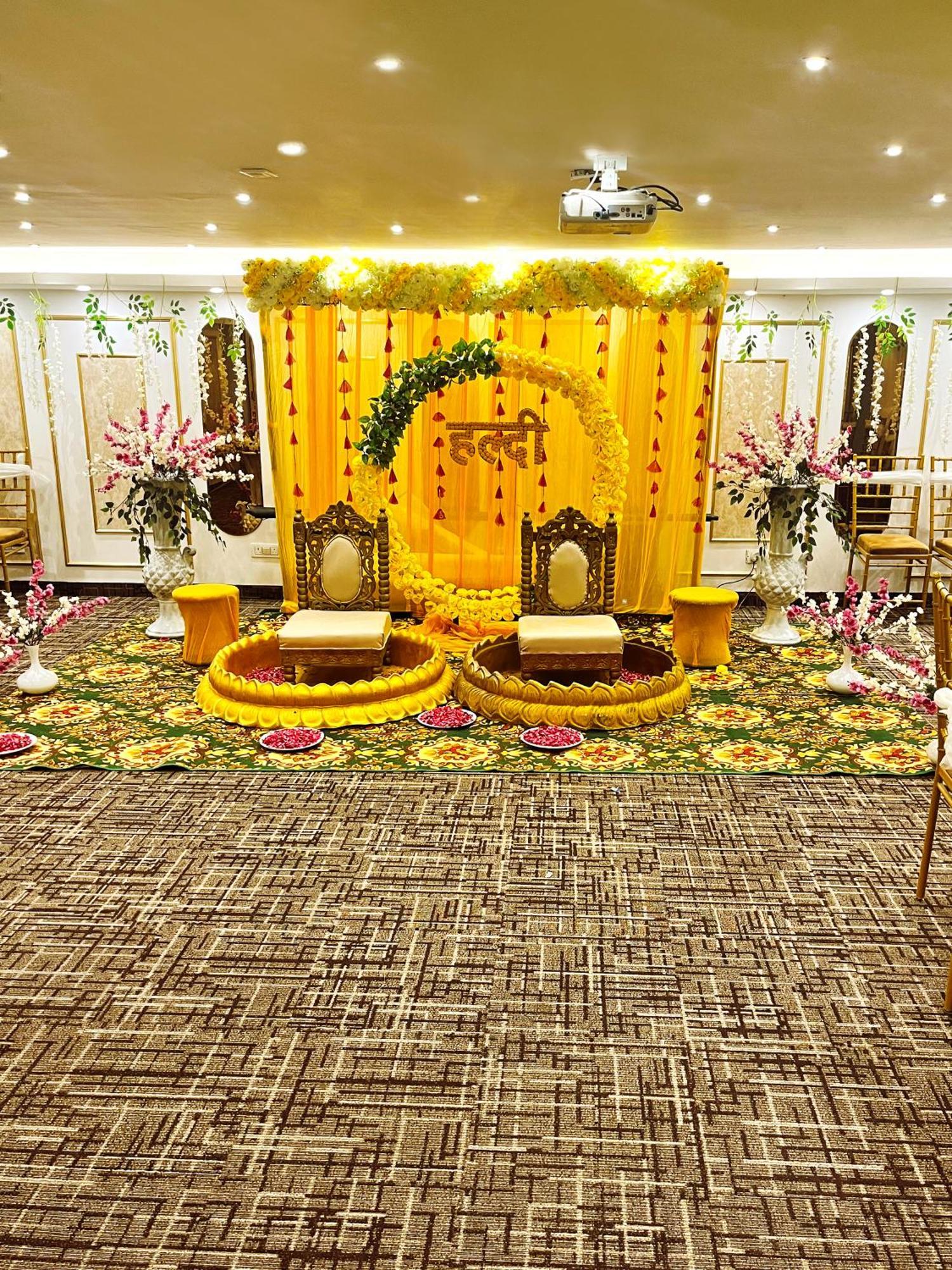 Hotel Town Pallace Patel Nagar New 3*