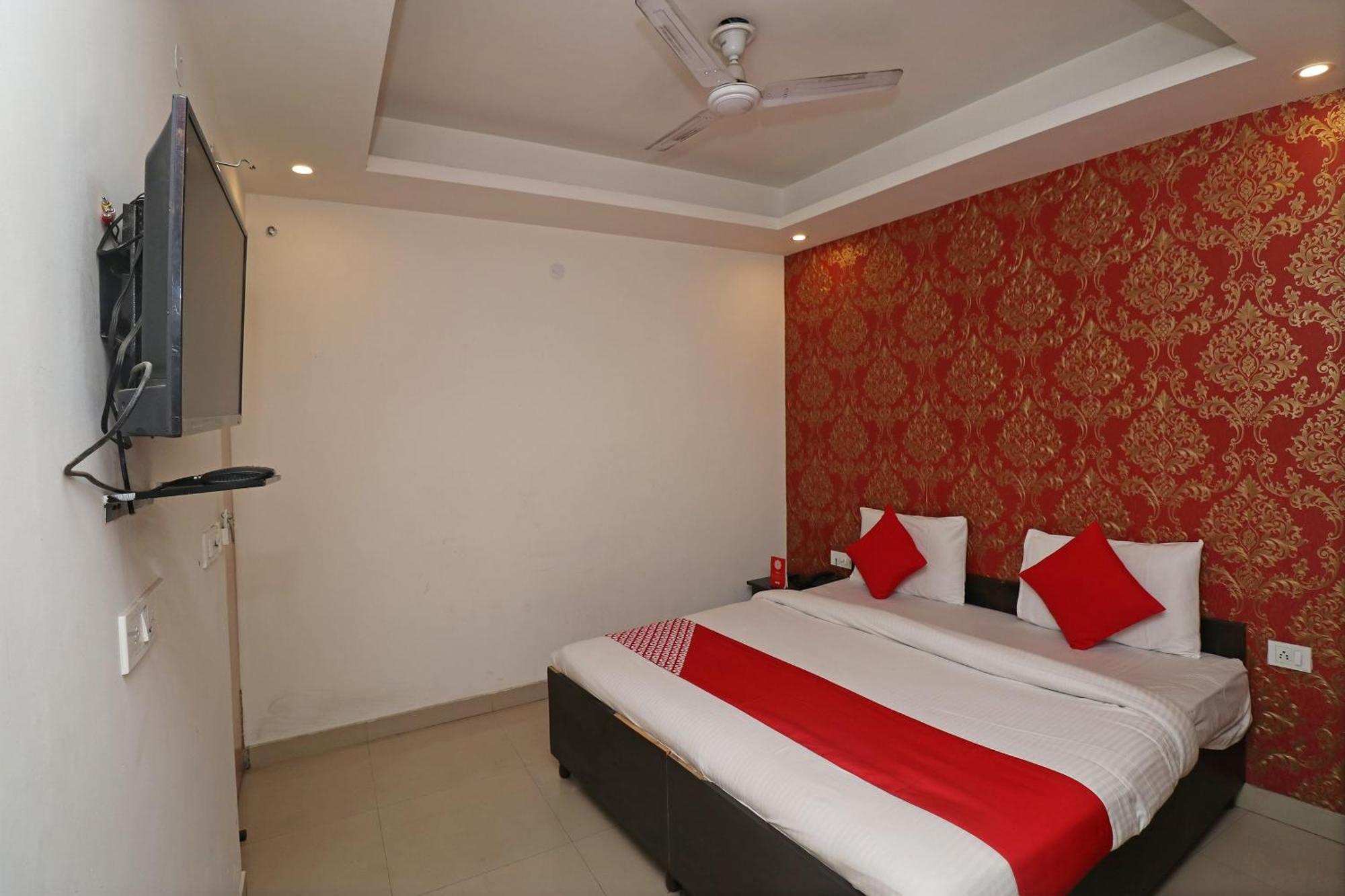 Hotel Oyo Flagship Daimond 4*