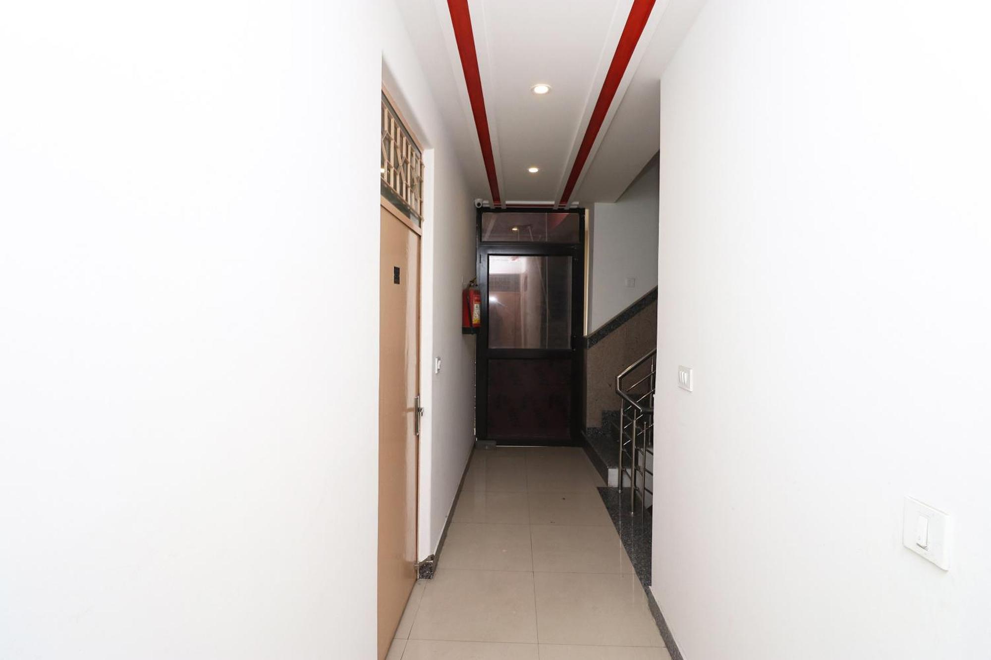 Hotel Oyo Flagship Daimond New Delhi