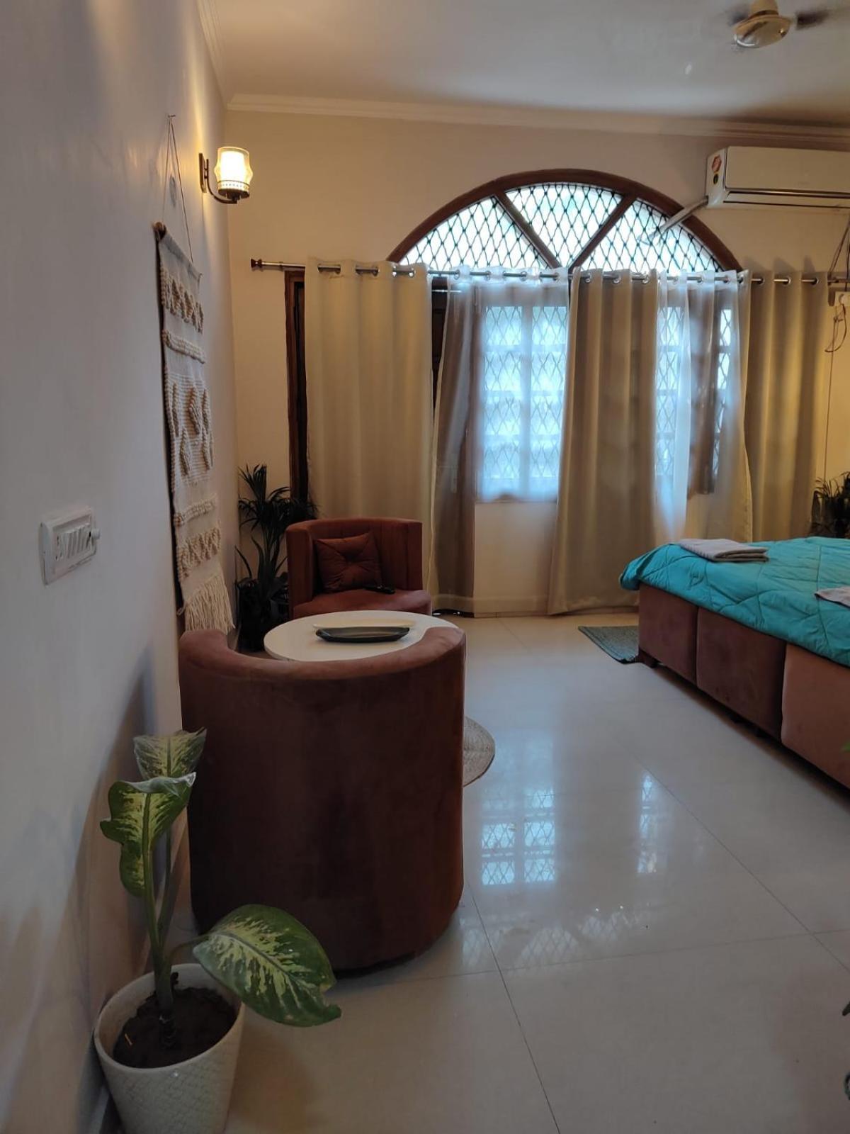 Atharva's Homestay, Nehru Enclave Hostel *