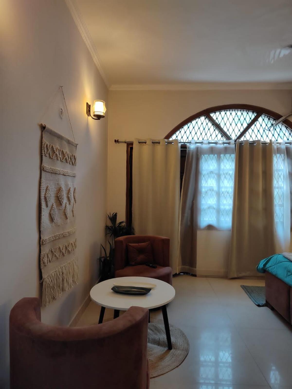Hostel Atharva's Homestay, Nehru Enclave *