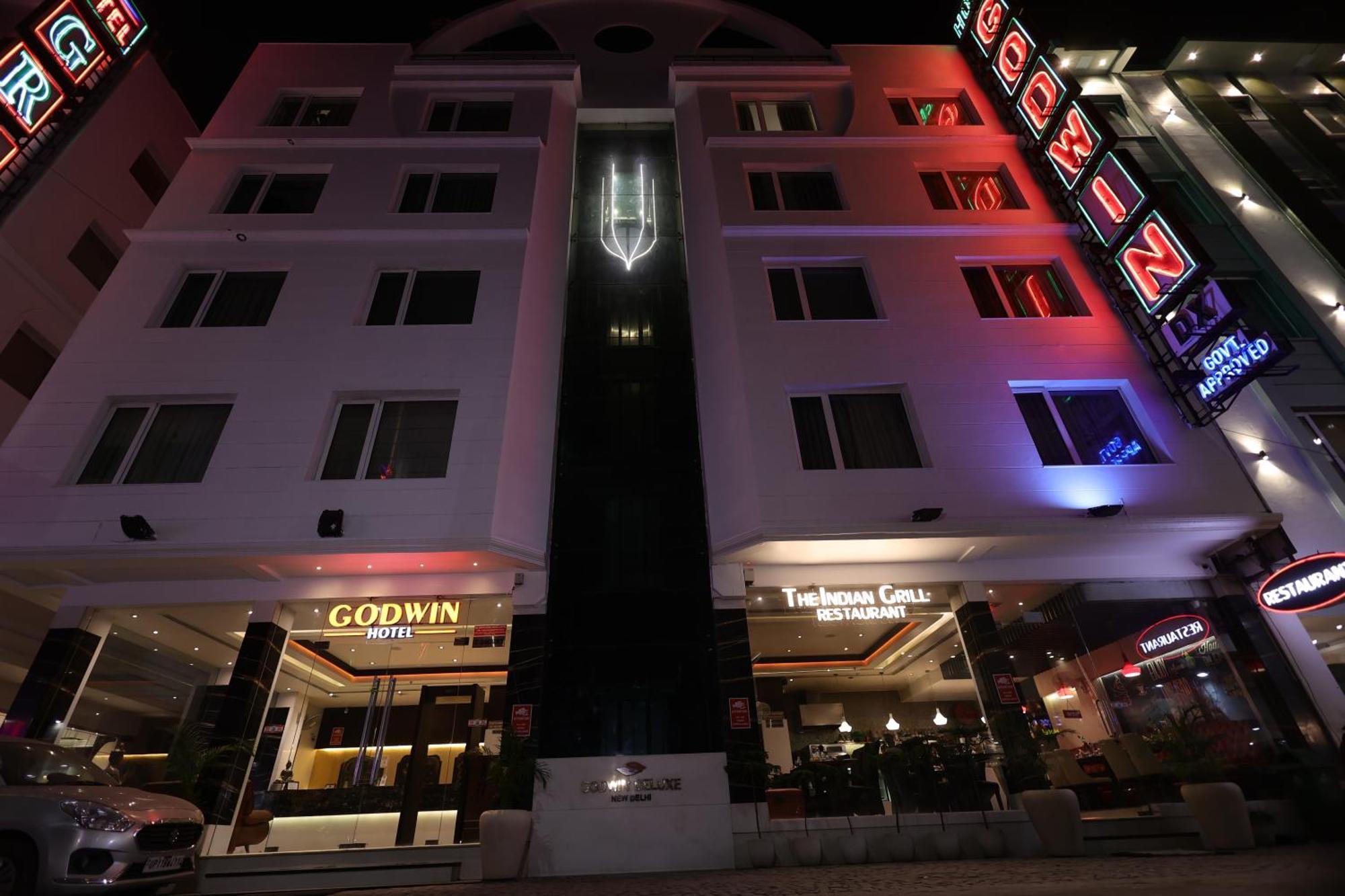 Hotel Godwin Deluxe -Free Airport Pickup -Traveller'S Choice Award Winner 2025 4* New Delhi