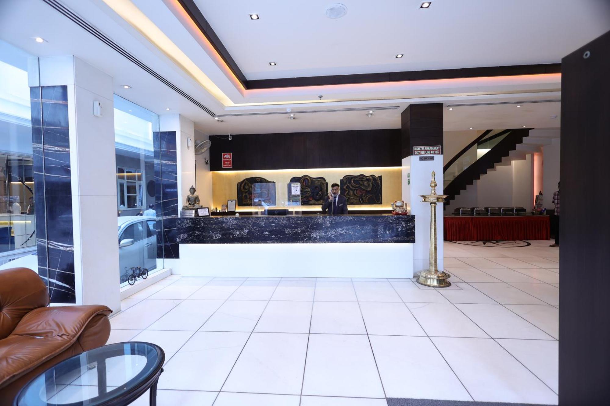 Hotel Hotel Godwin Deluxe -Free Airport Pickup -Traveller'S Choice Award Winner 2025