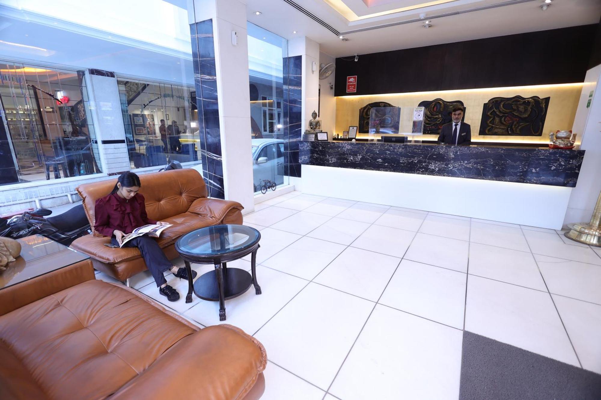 Hotel Godwin Deluxe -Free Airport Pickup -Traveller'S Choice Award Winner 2025 Hotel New Delhi