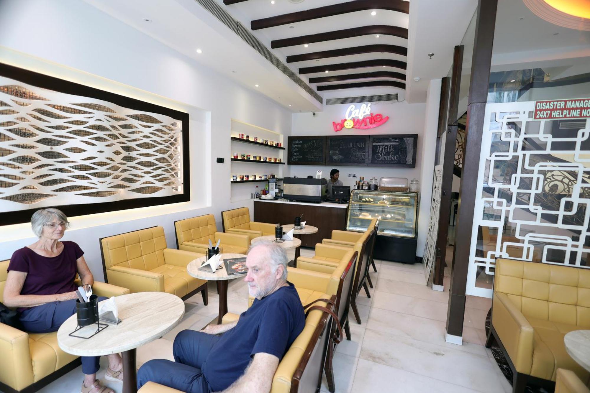 Grand Godwin - Complimentary Airport Pickup -near Ndls Railway Stn Hotel 4*