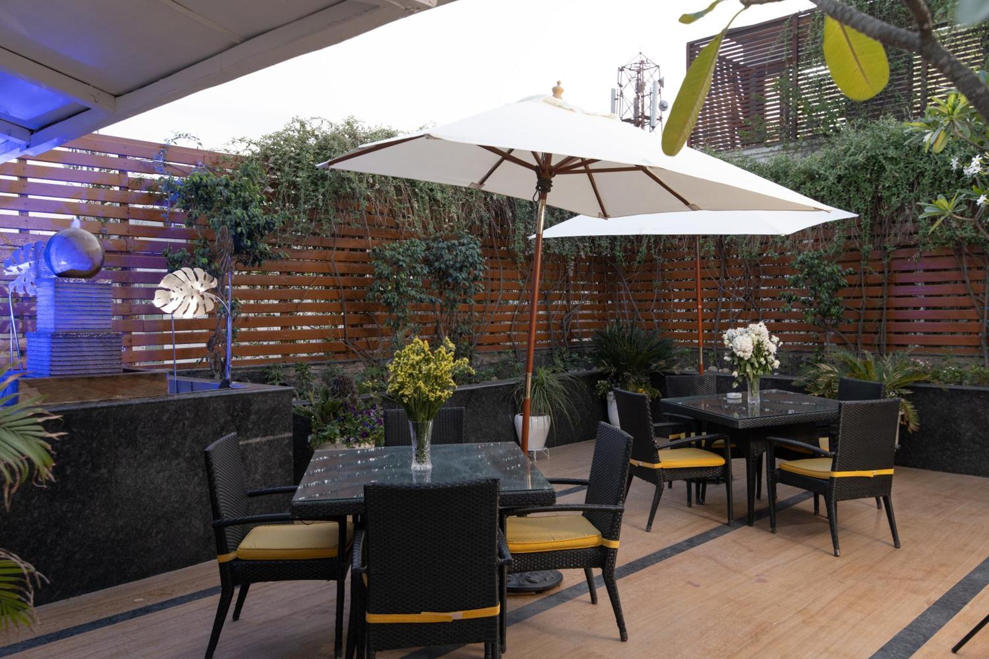 Hotel The Ashtan Sarovar Portico