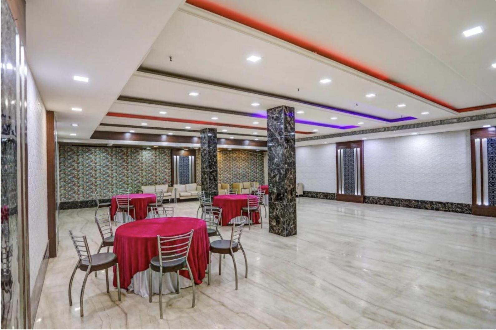 Hotel Hotel Fabstays - South Delhi New Delhi