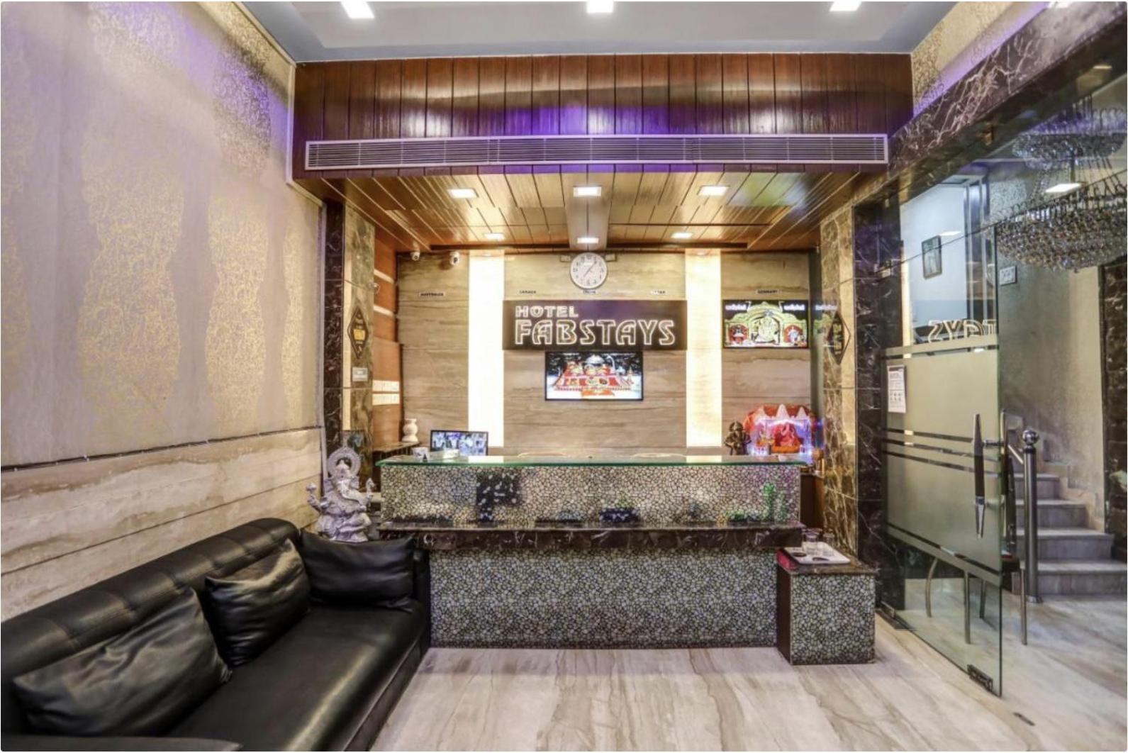 Hotel Fabstays - South Delhi