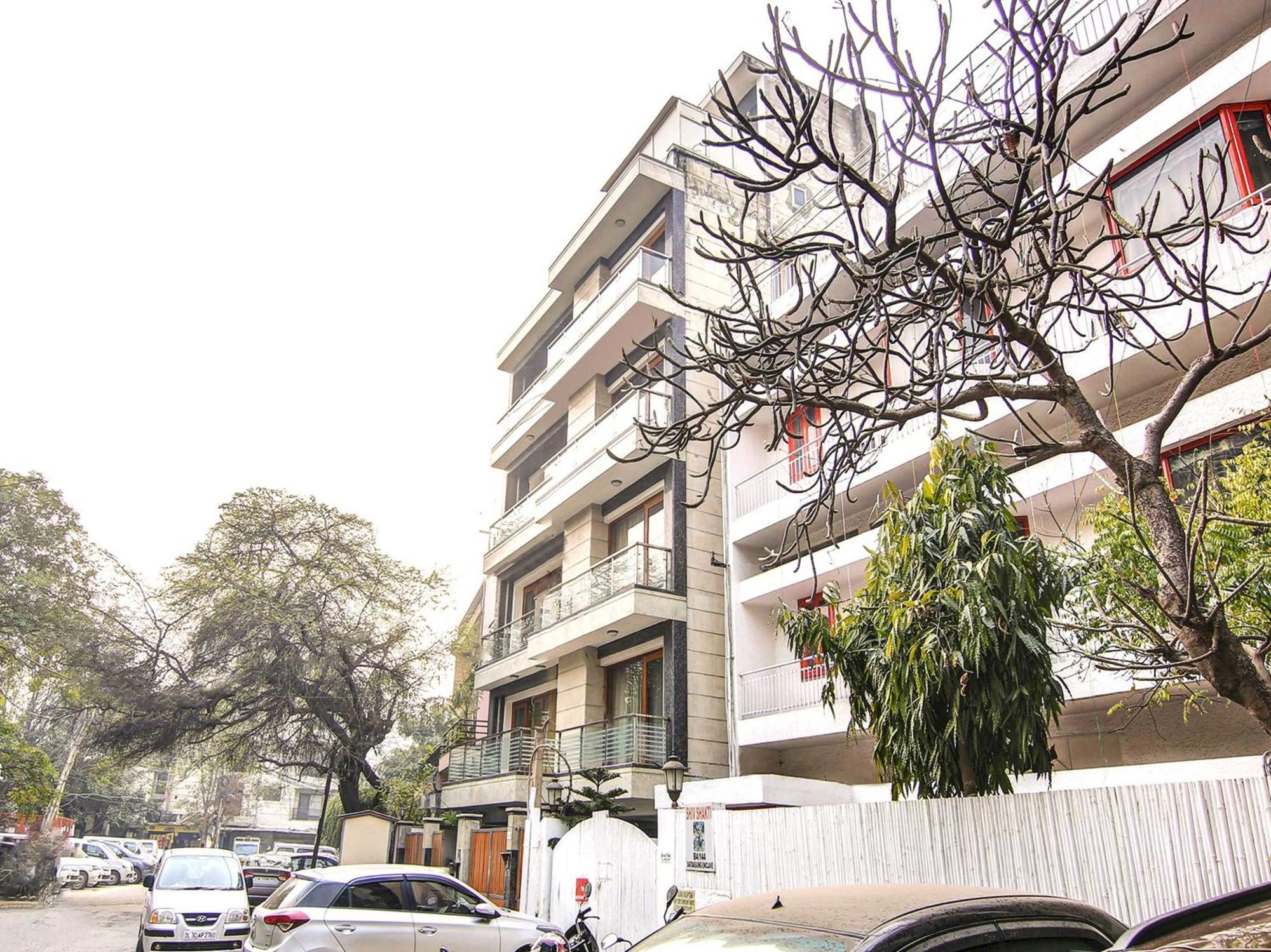 O Shiv Shakti Near Kamal Cinema 3* New Delhi