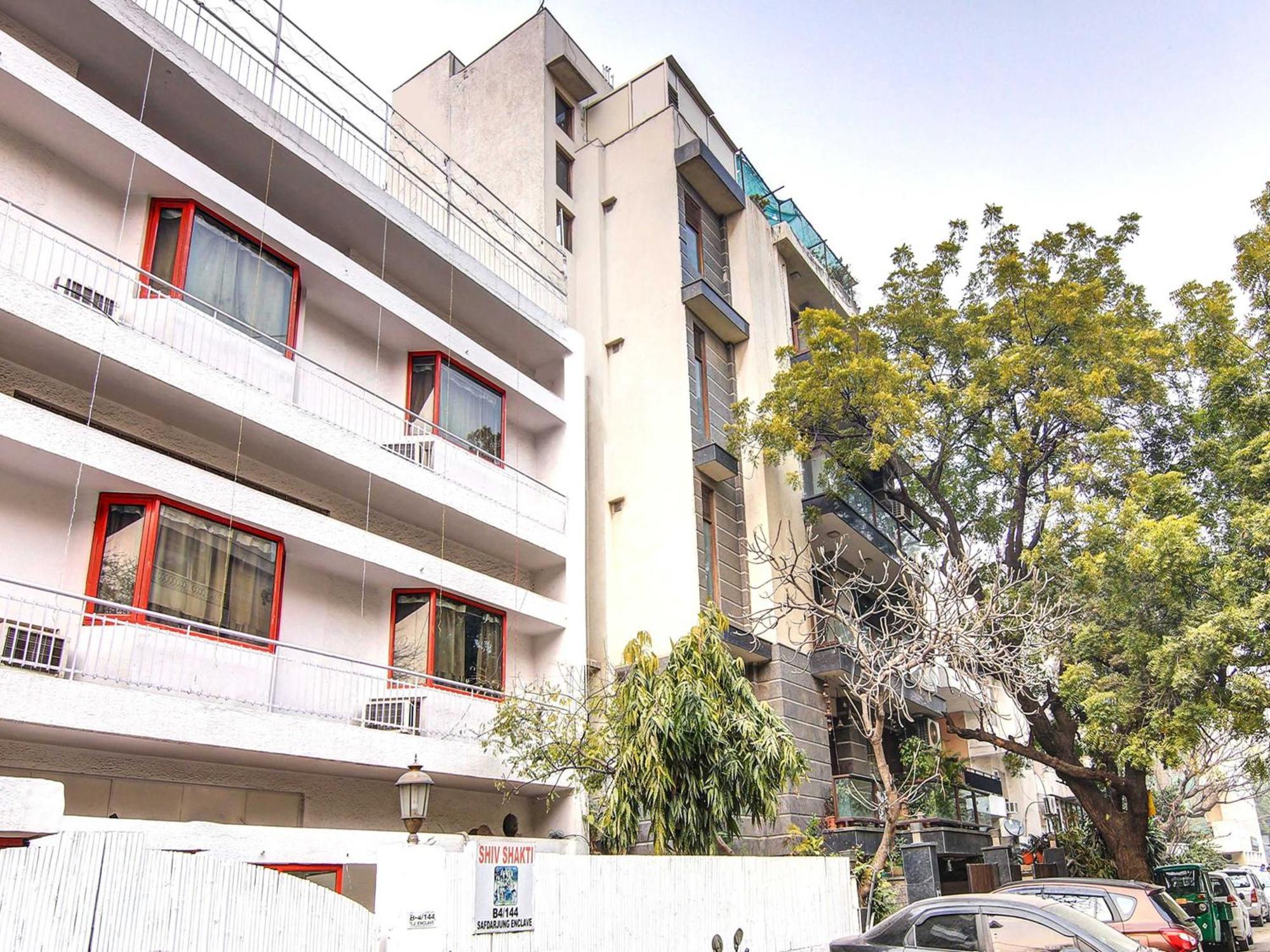 O Shiv Shakti Near Kamal Cinema Hotel New Delhi
