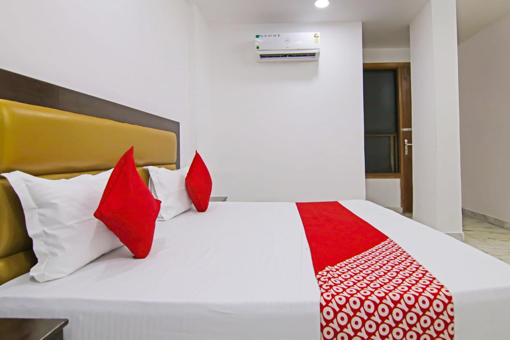 Hotel O Sky House Nova Deli