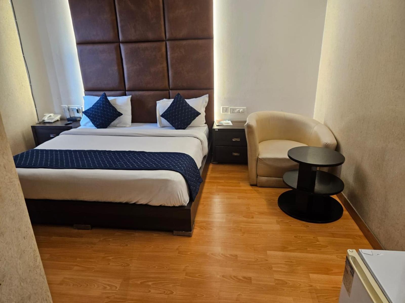 O Delhi, Near Metro Station Karol Bagh Hotel 3*