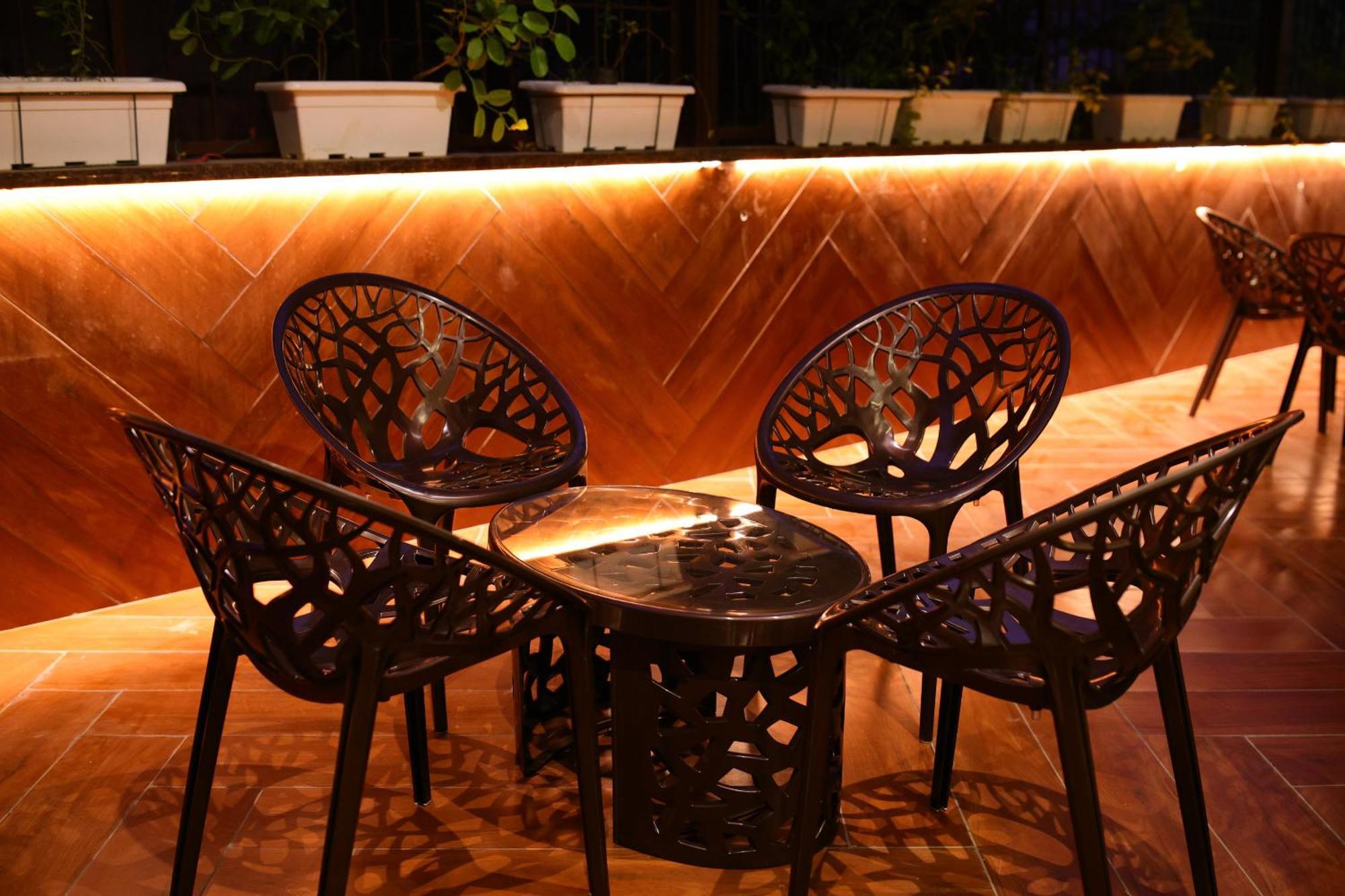 Karon - Lajpat Nagar 3*