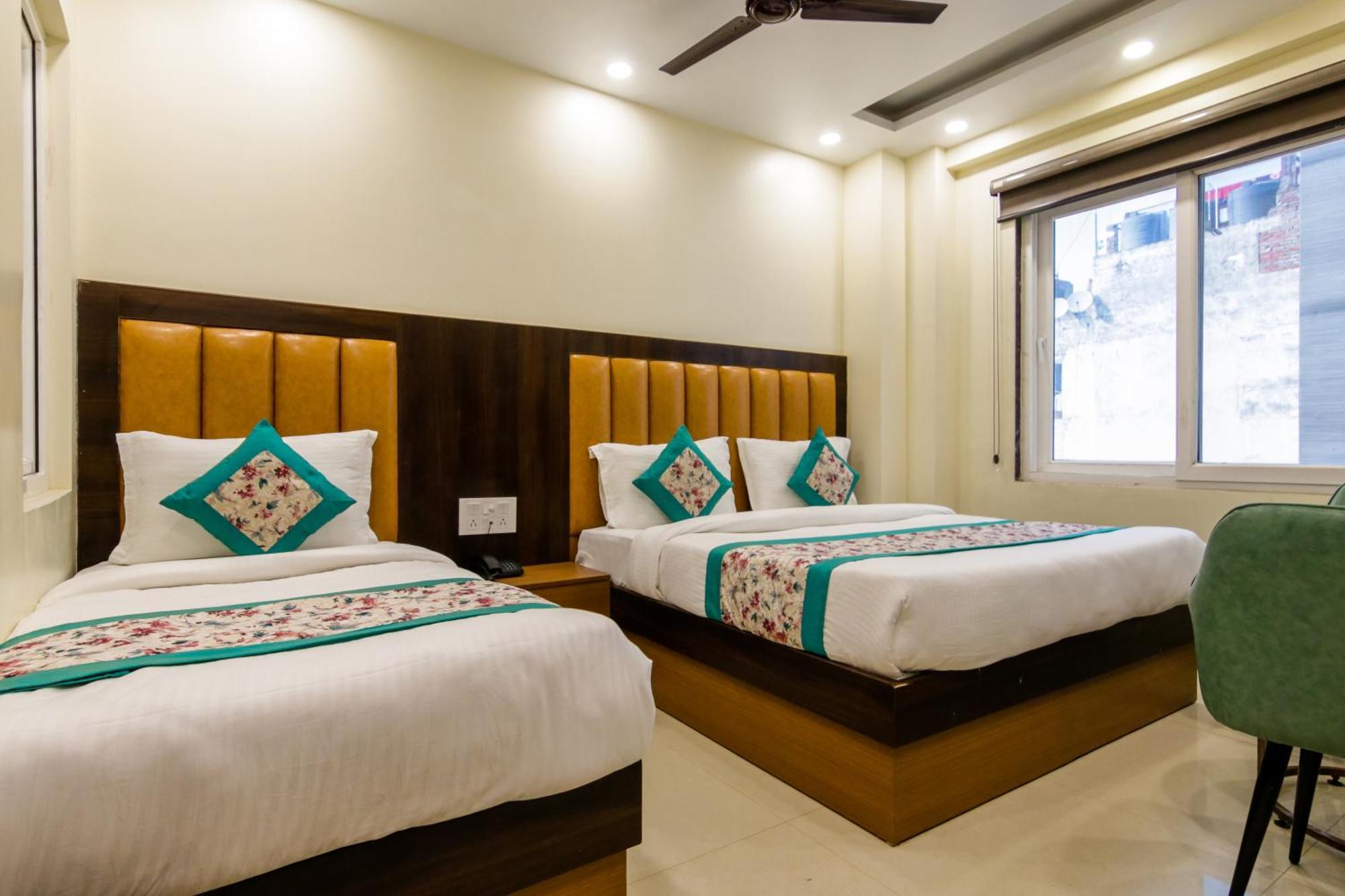 Royal Rosette With Free Wi-fi Near Railway Station 4*