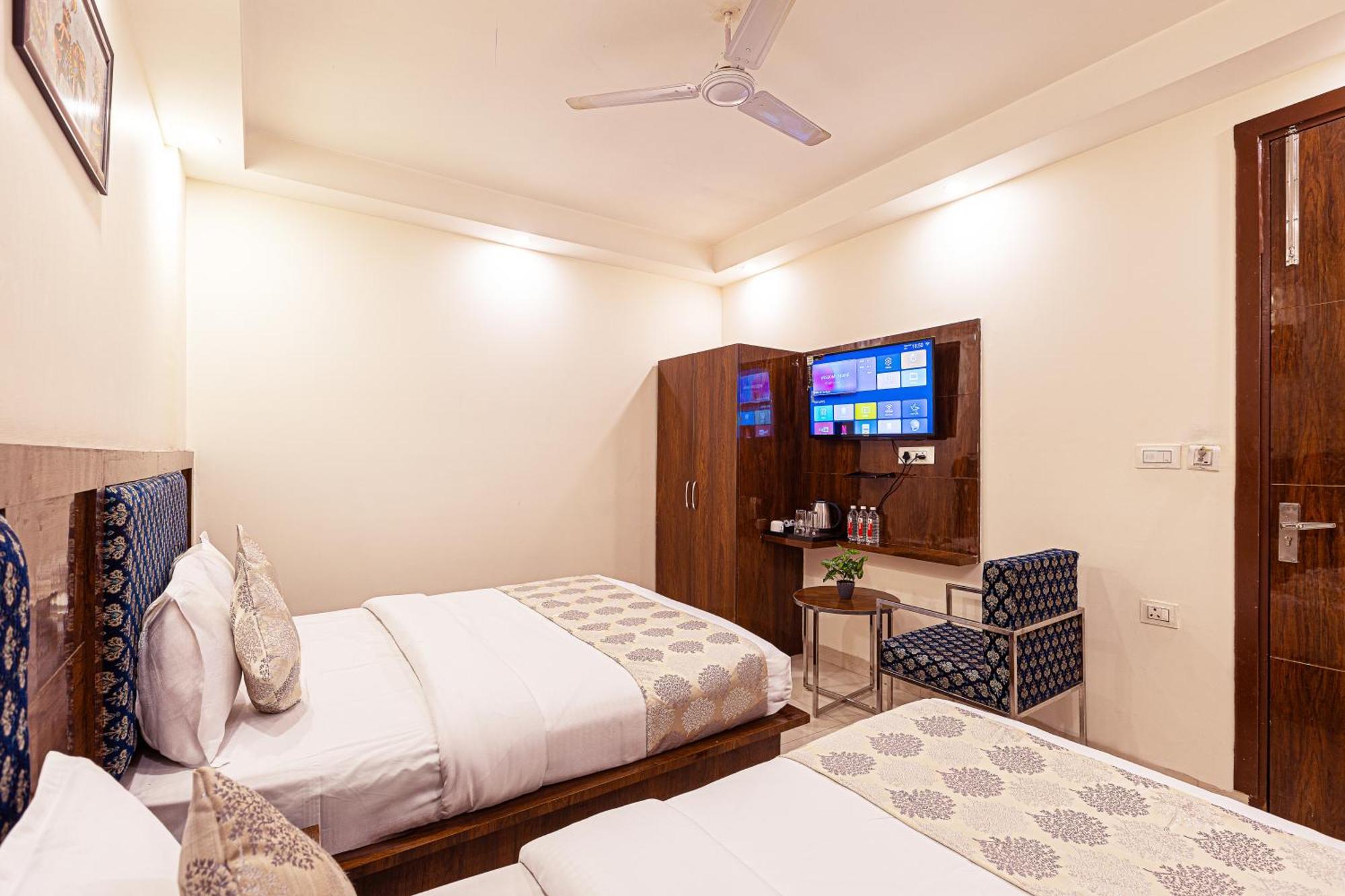 Emblem Suites- Near Delhi Airport 3* New Delhi
