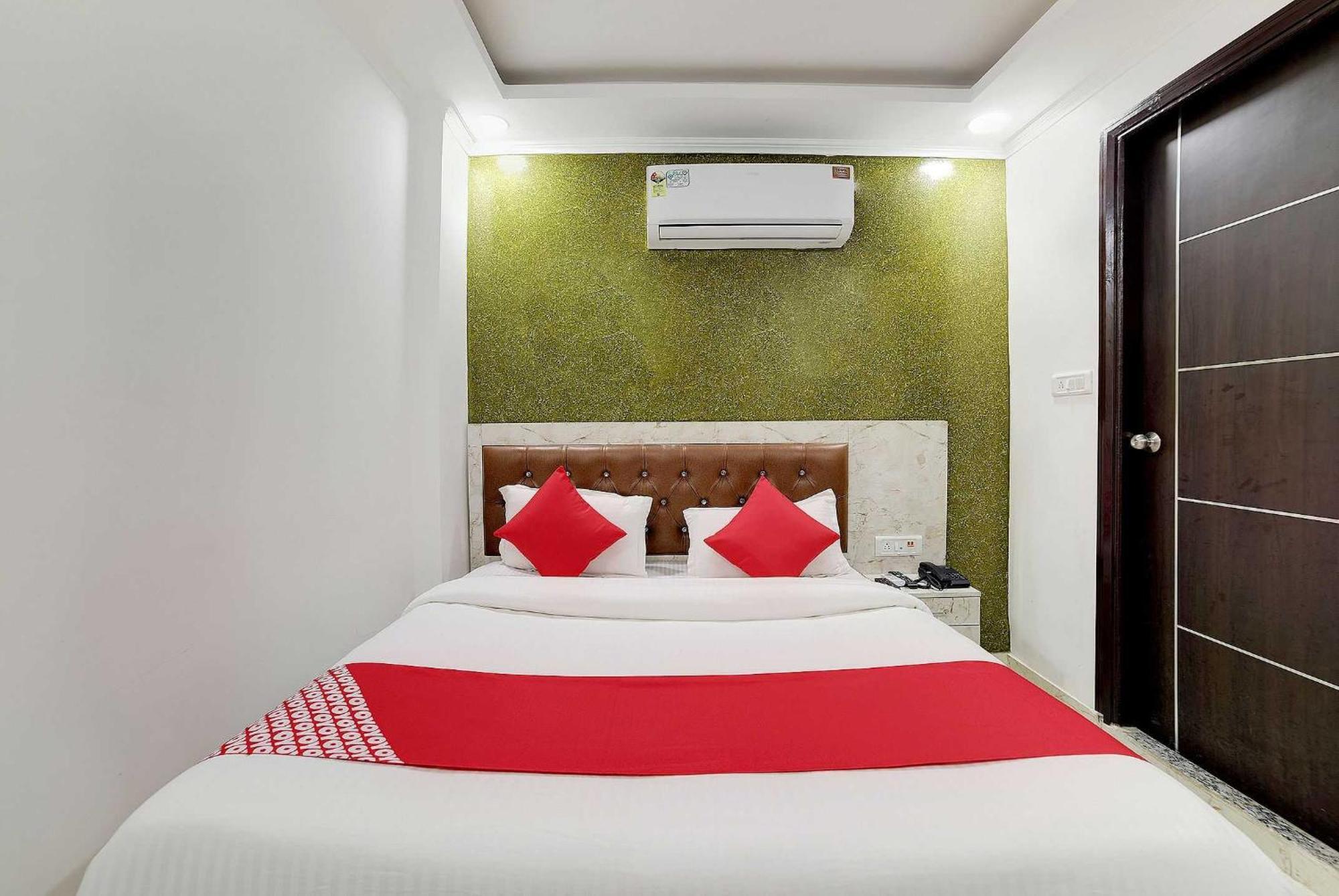 O Kanak Palace Hotel
