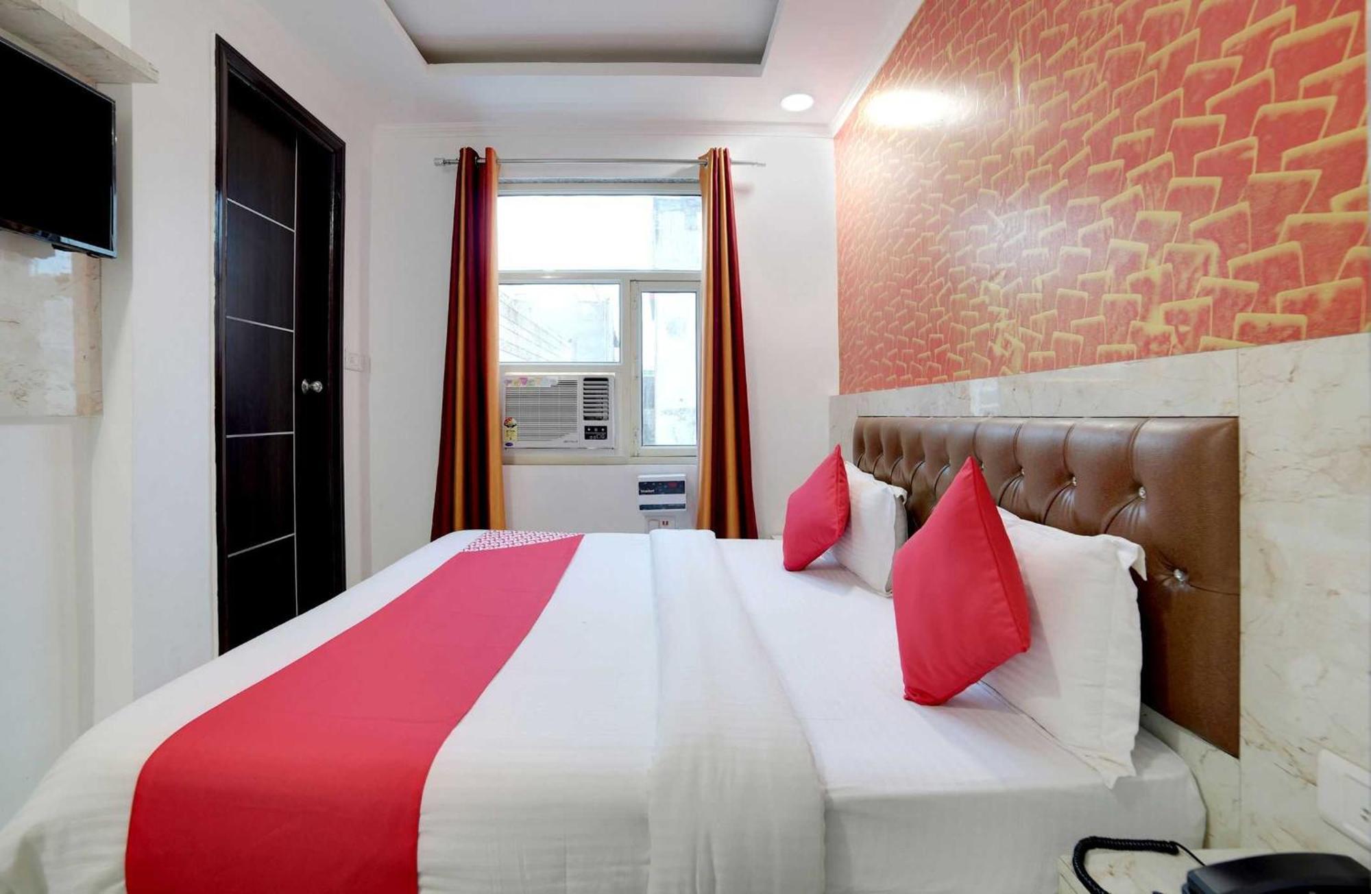 Hotel O Kanak Palace