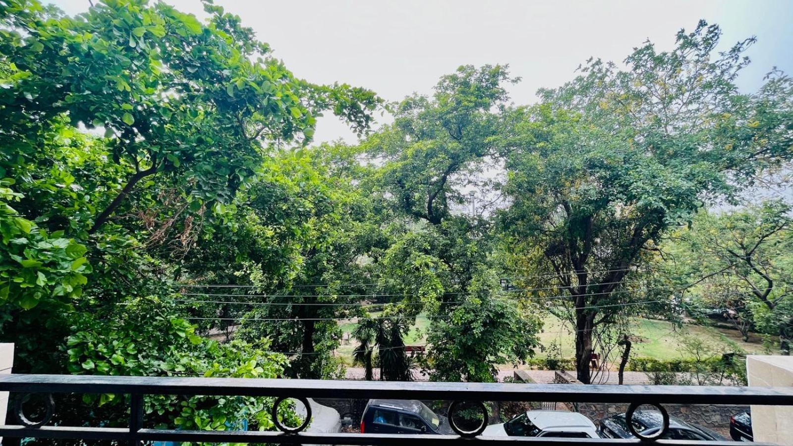 Apartment Olive Service - Defence Colony