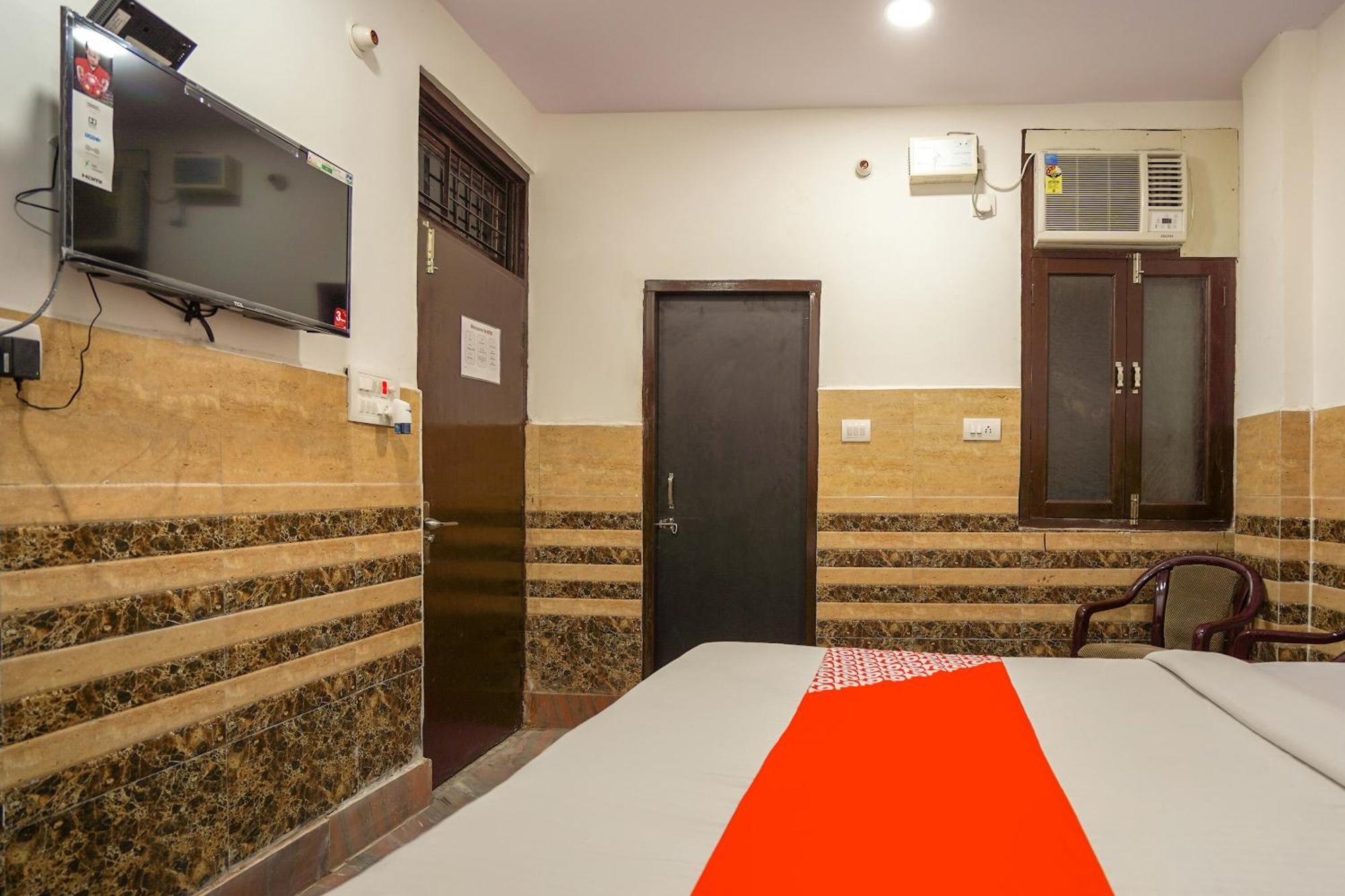 O O Crystal Hotel 3*