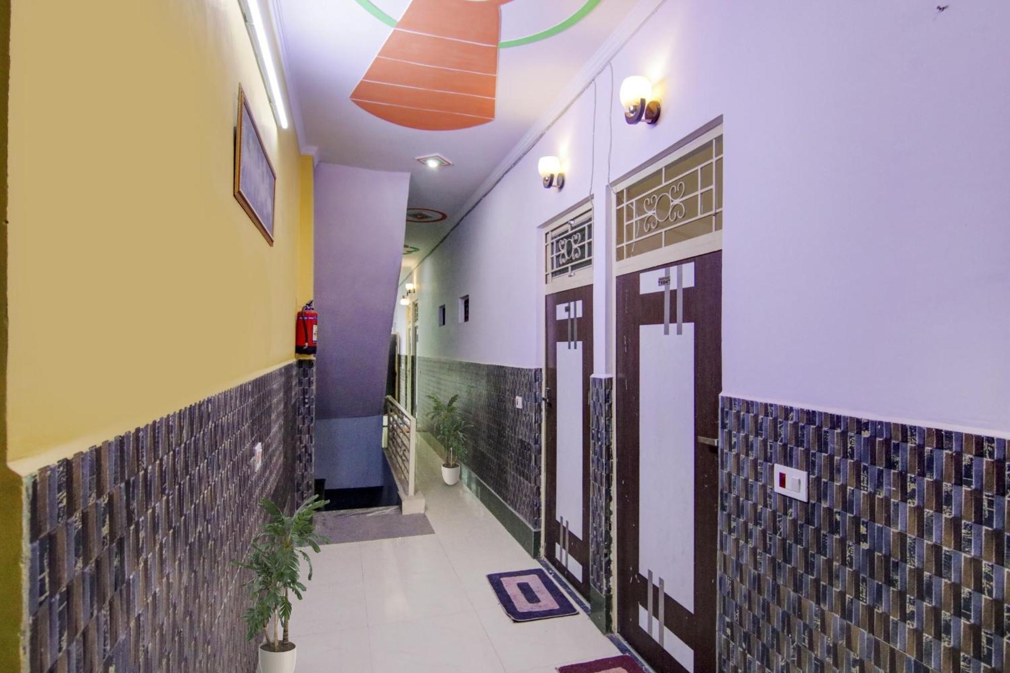 O S Palace Near Samaypur Badli Metro Station Hotel Delhi (National Capital Territory of India)