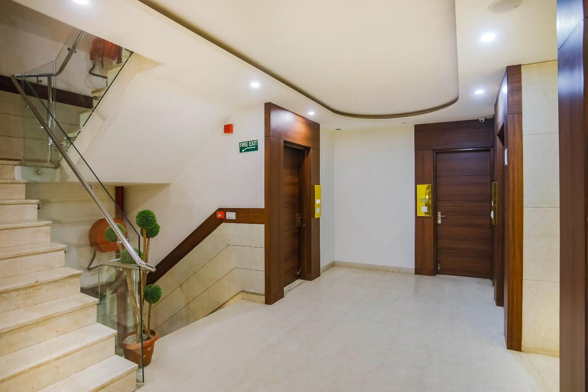 Hotel Collection O The Kailash Dev