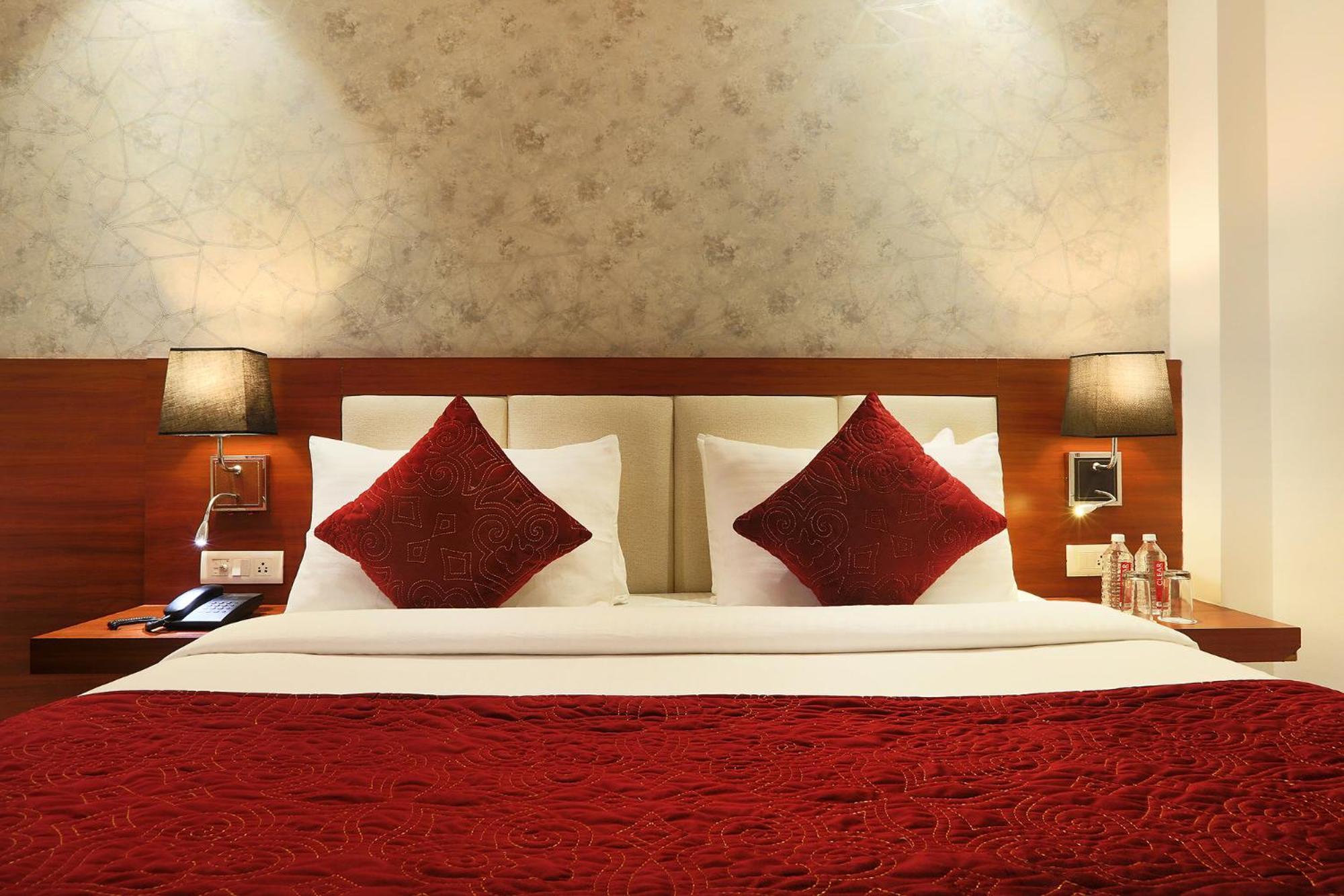 Fabhotel Skye Hotel 4*