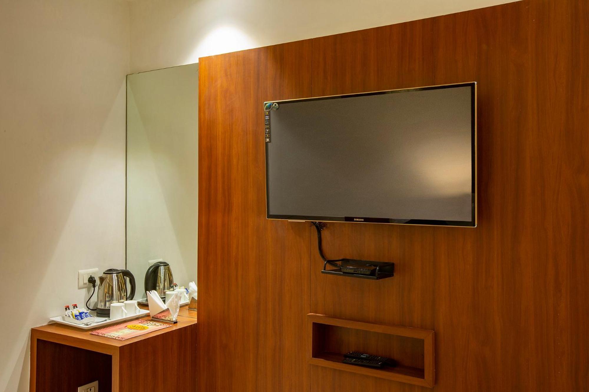 Fabhotel Skye Hotel