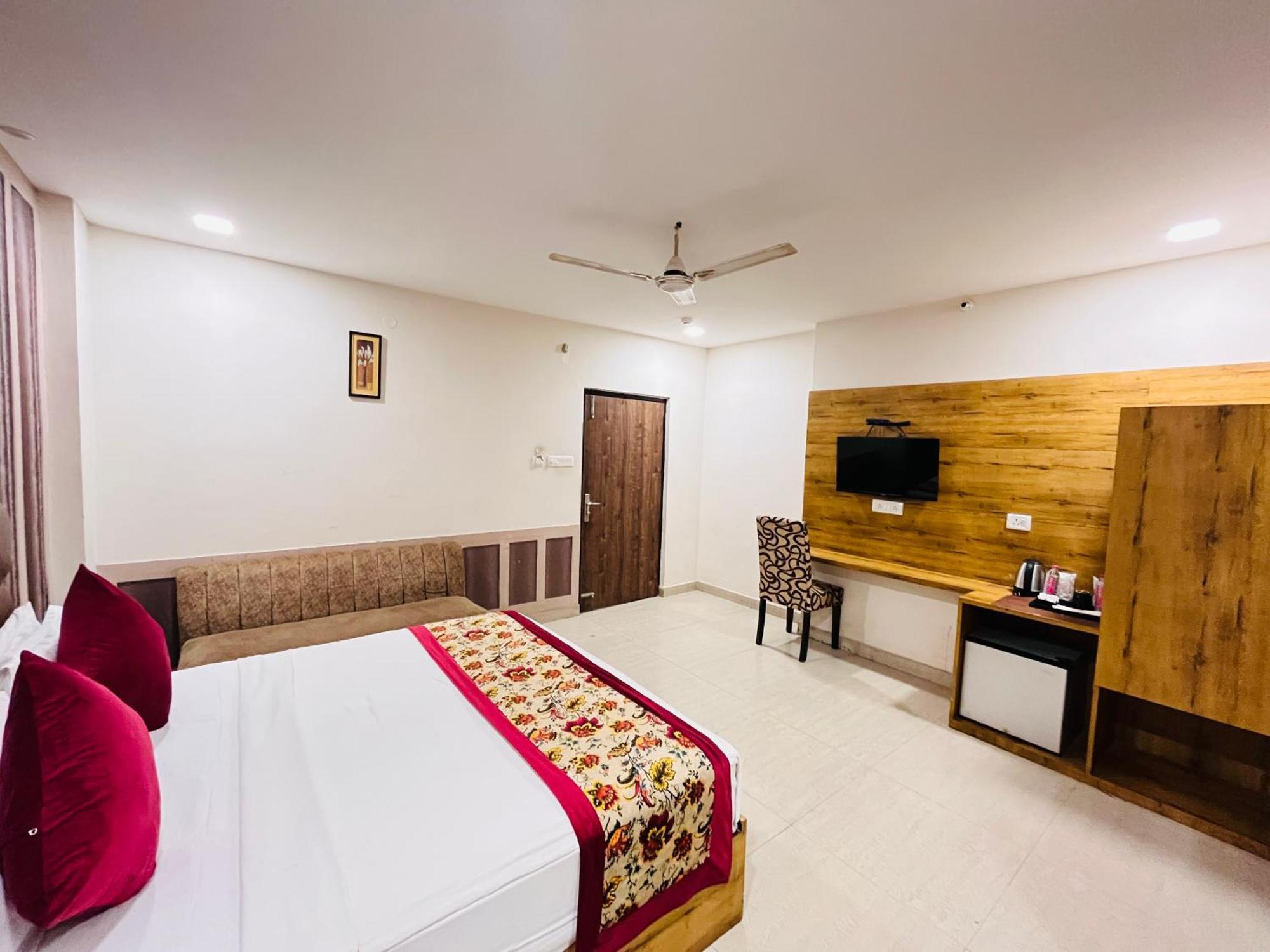 Ashoka Karol Bagh Delhi Hotel New Delhi