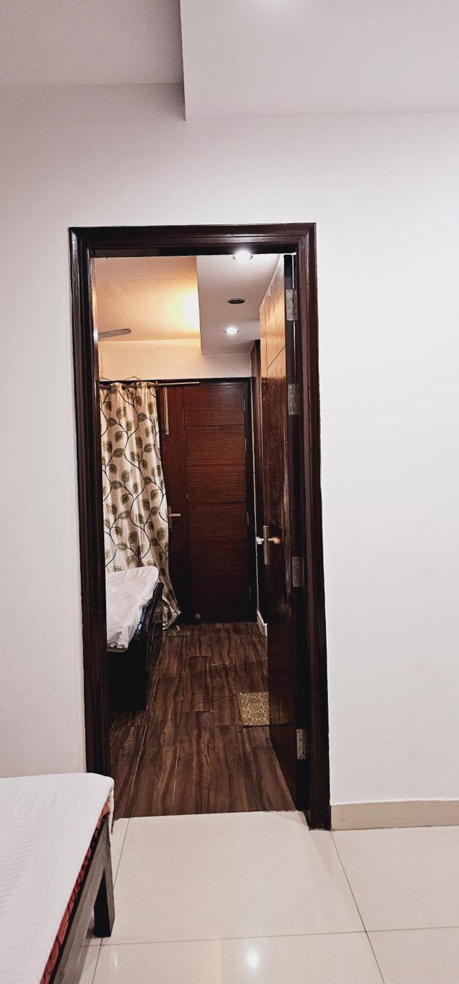 Family 3bhk Stay!