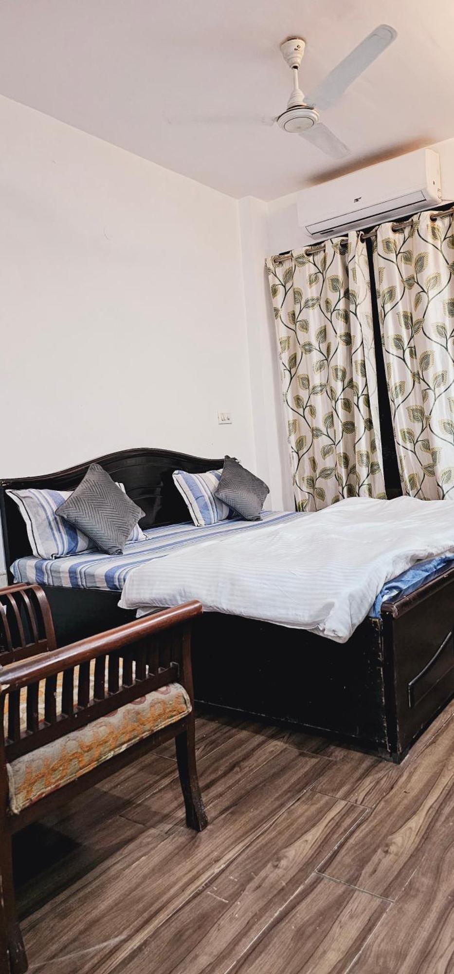 Apartment Family 3bhk Stay! New Delhi