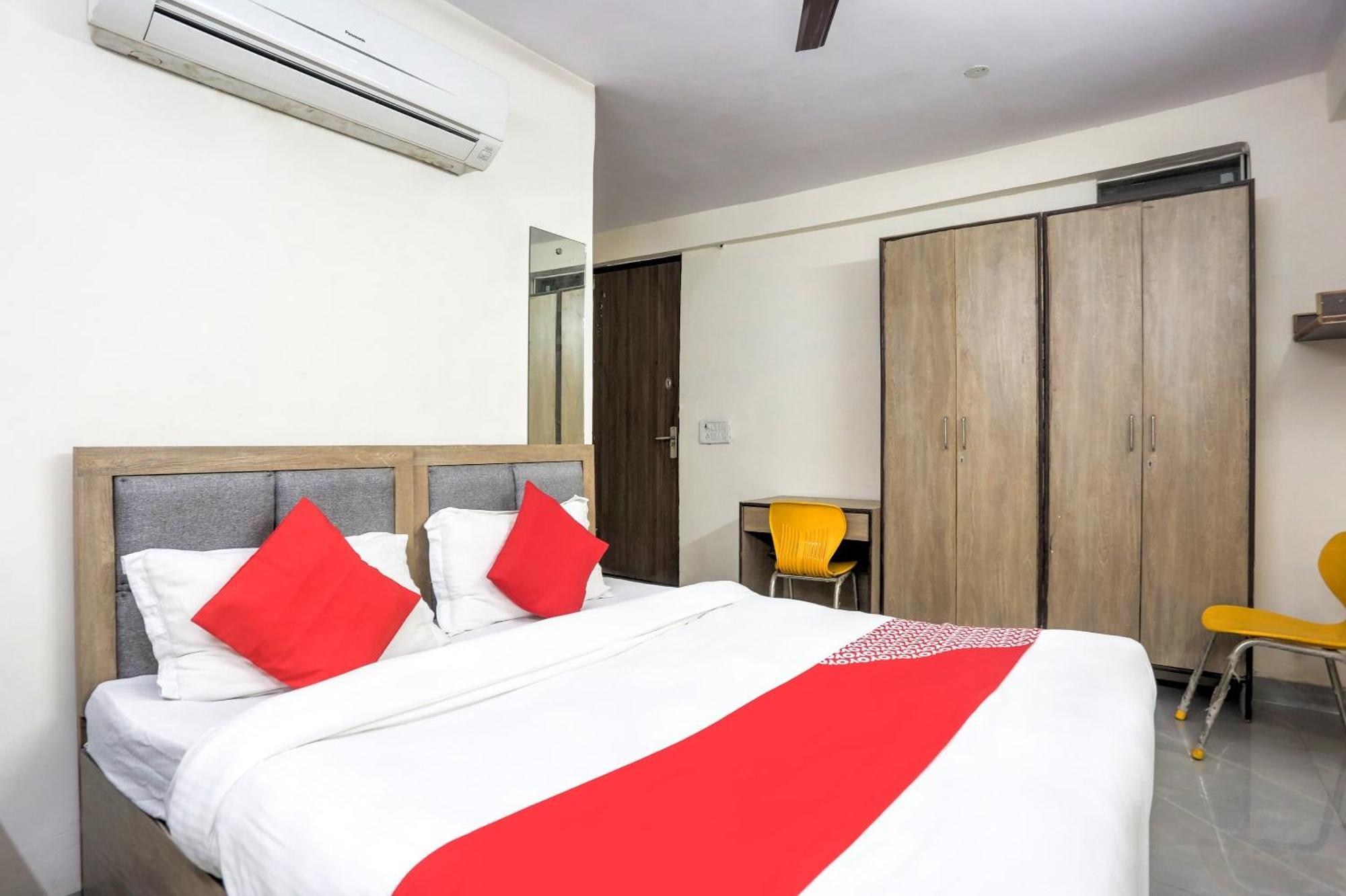 O 77674 White Hotel Delhi (National Capital Territory of India)