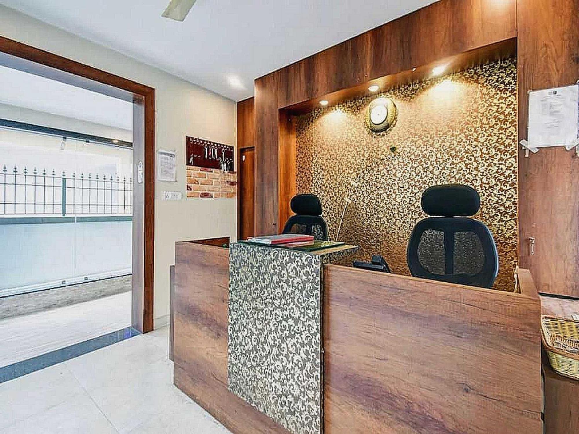 O Roshan's Near Dilshad Garden Metro Station Hotel 3*