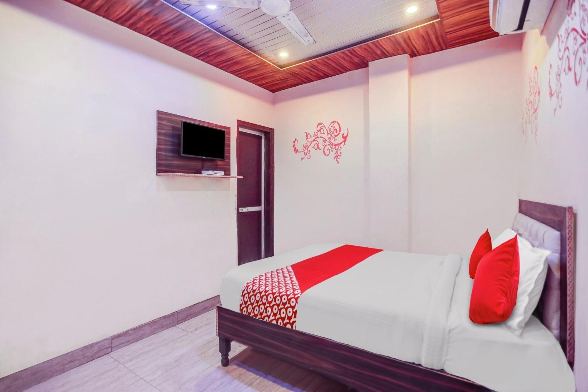 Hotel O Flgship International Paradis Near Fg Moters Usmaanpur 3rd Pusta New Delhi