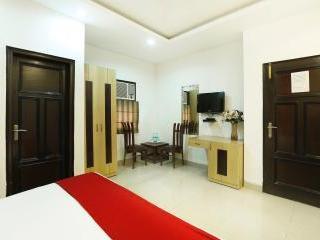 Fabhotel Nagpal Palace Patel Nagar Hotel
