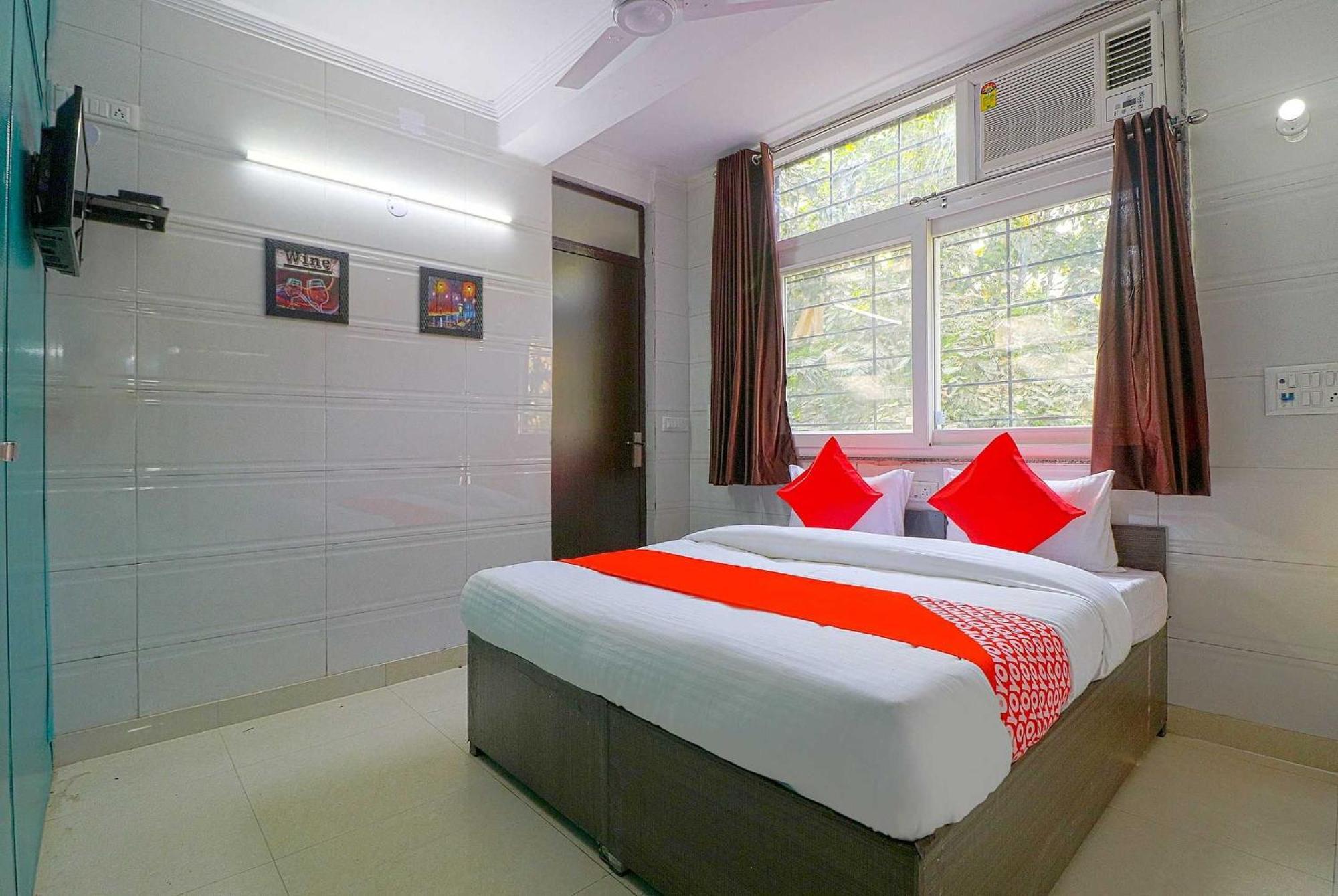 Unwind 3* Delhi (National Capital Territory of India)