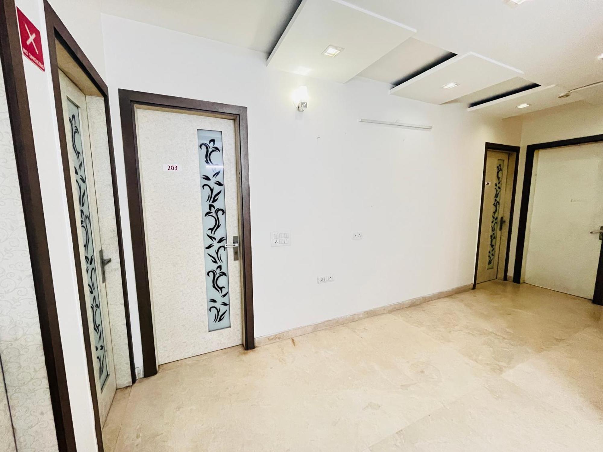 Bed & Breakfast Park Pride Pitampura New Delhi, Couple Friendly *