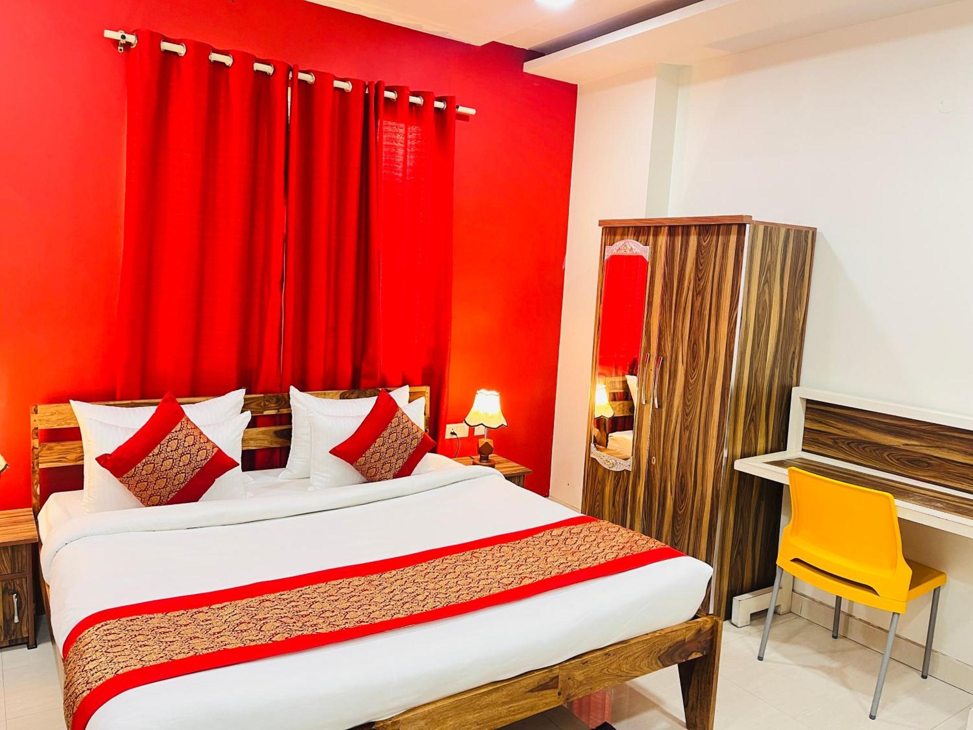 Park Pride Pitampura New Delhi, Couple Friendly Bed & Breakfast New Delhi