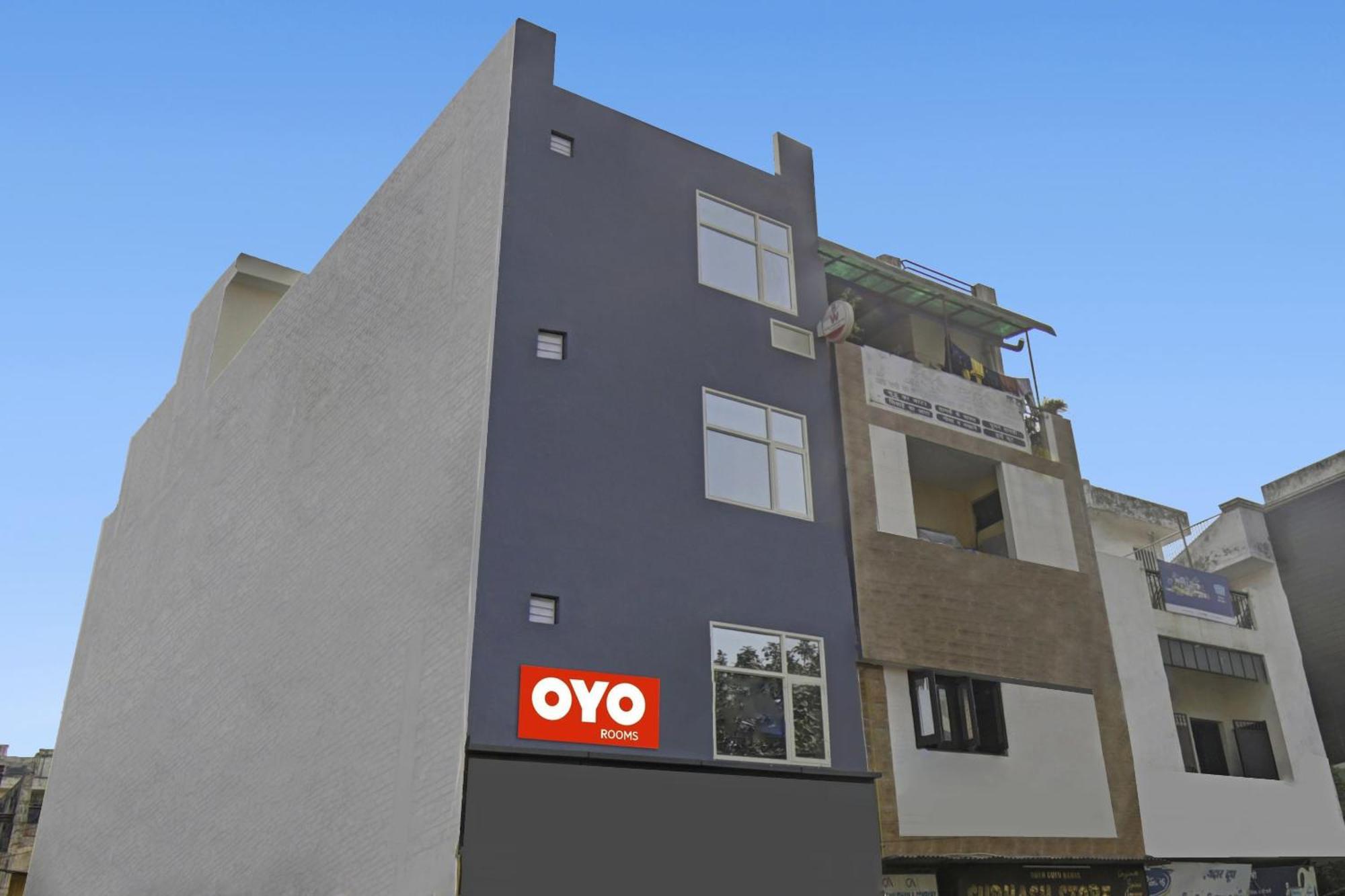 Hotel O Santosh Residency Hotel New Delhi