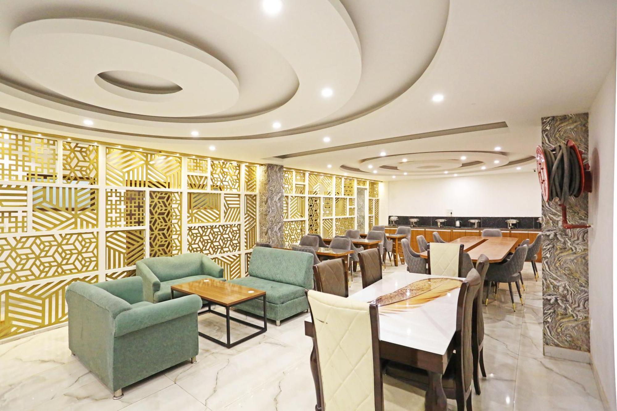 Ambrosia - Near Delhi Airport Hotel Nova Deli