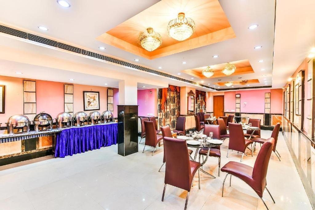 Hotel Conclave Executive New Delhi