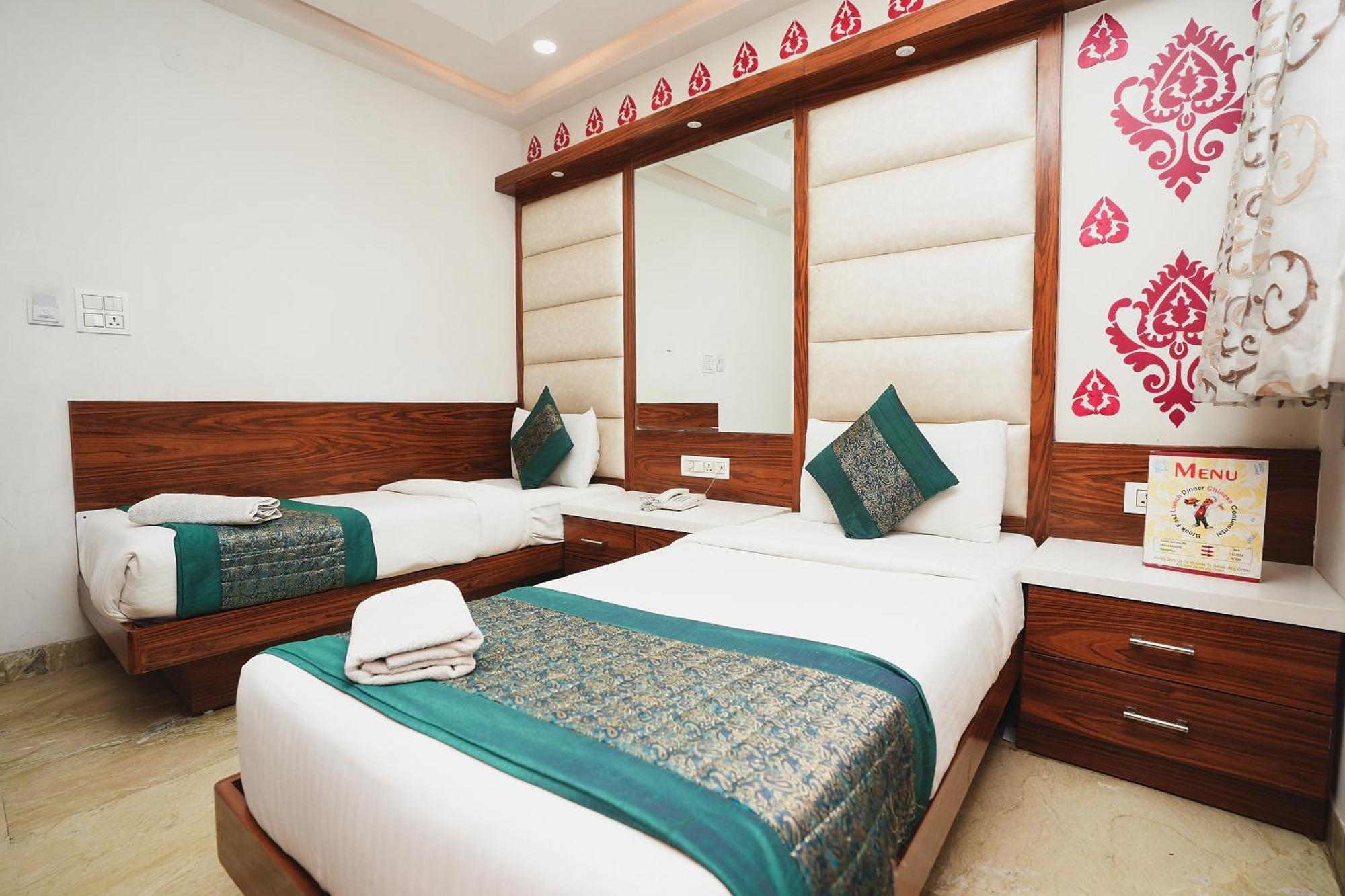 Hotel Kabir Palace Karol Bagh New Delhi