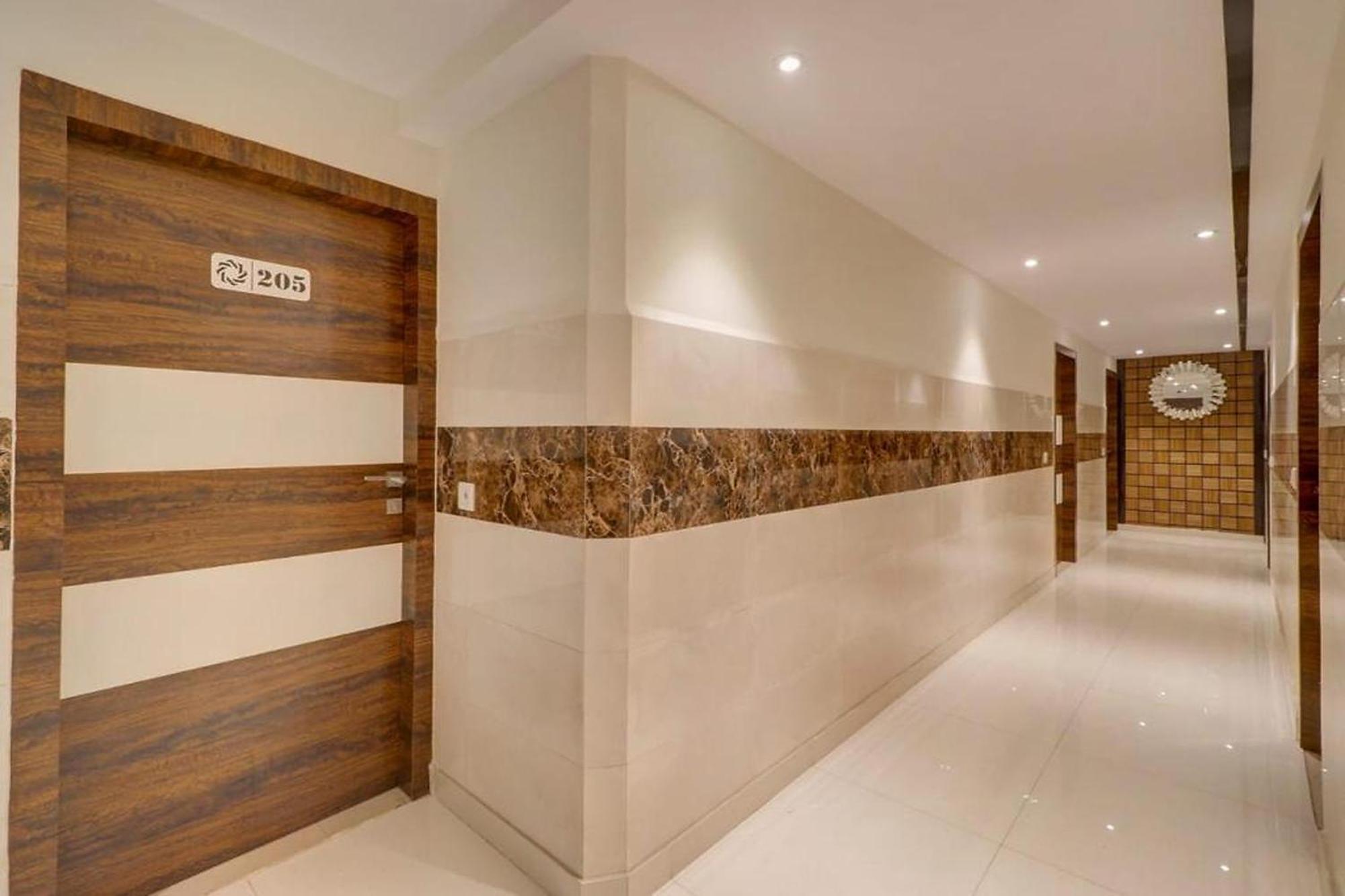Kabir Palace Karol Bagh Hotel 3*