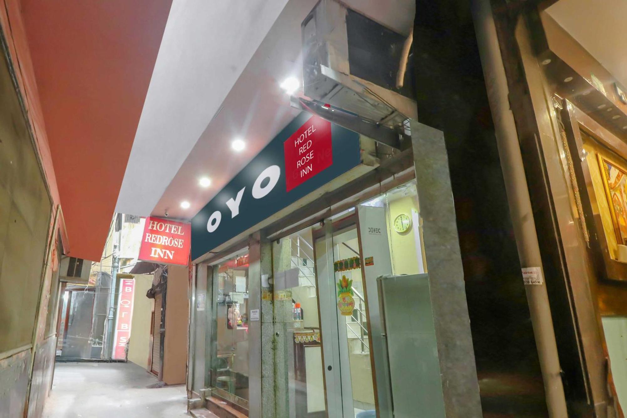 Oyo Flagship 81569 The Red Rose Hotel Nova Deli