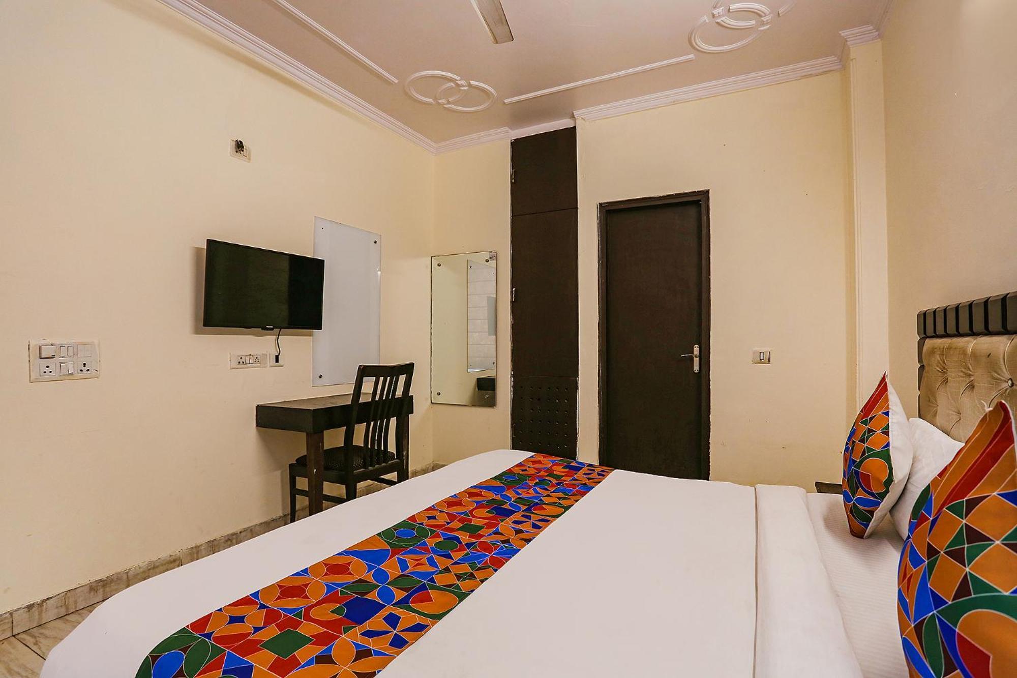Fabhotel Rs Gera - Nr Nehru Place Market 3*