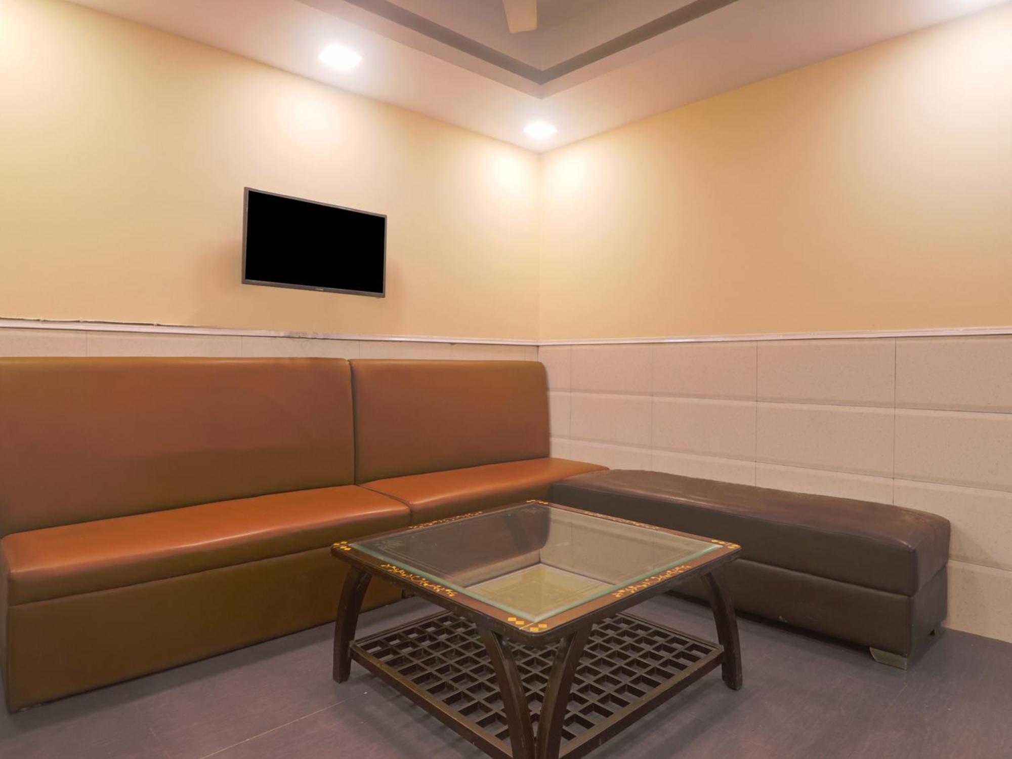Hotel Grace, Karol Bagh, New